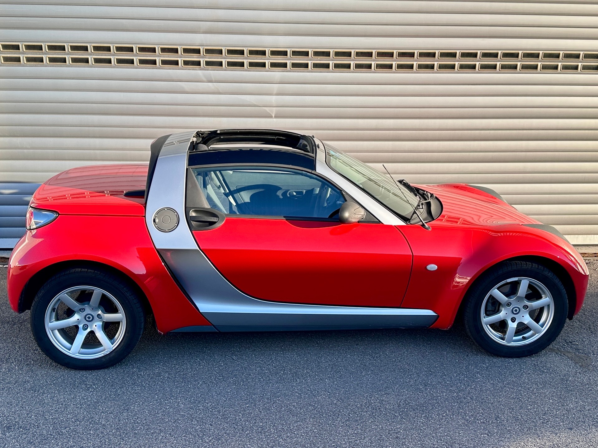 SMART roadster-image-3