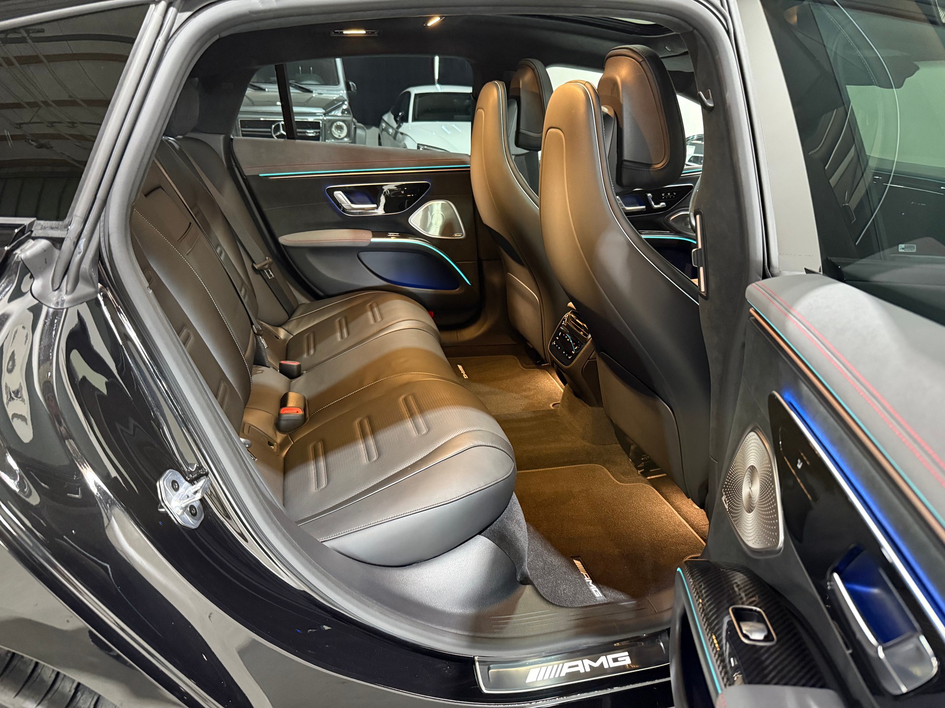 MERCEDES-BENZ EQS 53 AMG 4Matic+-image-14