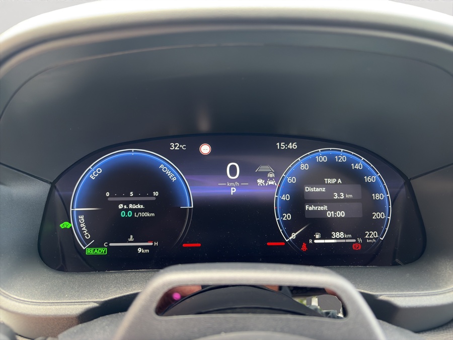TOYOTA Yaris Cross 1.5 Premium AWDi e-CVT-image-12