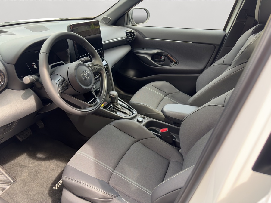 TOYOTA Yaris Cross 1.5 Premium AWDi e-CVT-image-6