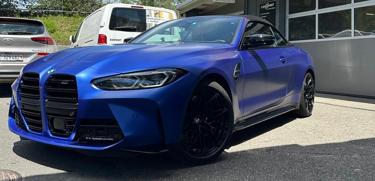 BMW M4 Competition xDrive-image-18