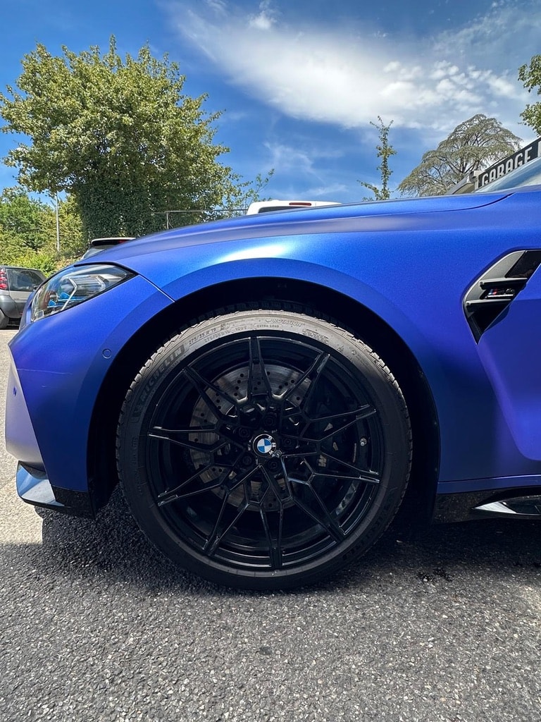 BMW M4 Competition xDrive-image-7