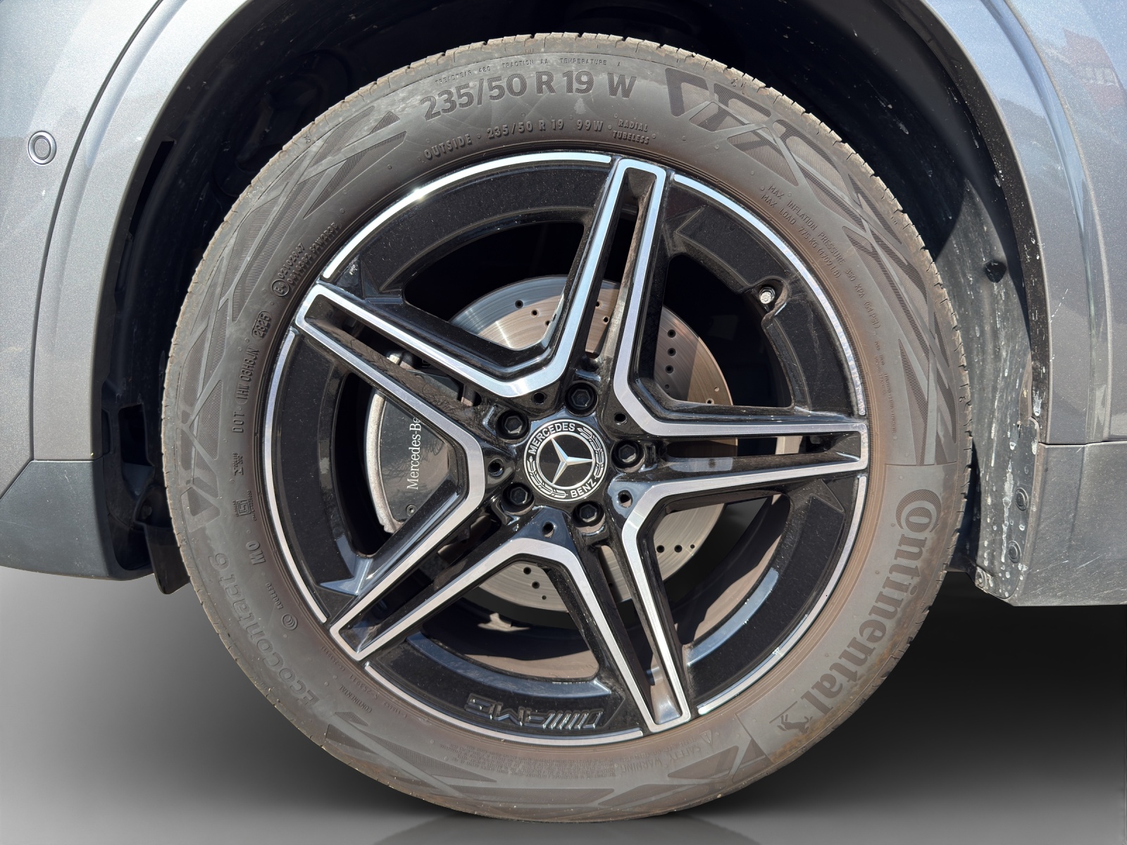 MERCEDES-BENZ GLA 220d 4Matic 8G-DCT-image-13