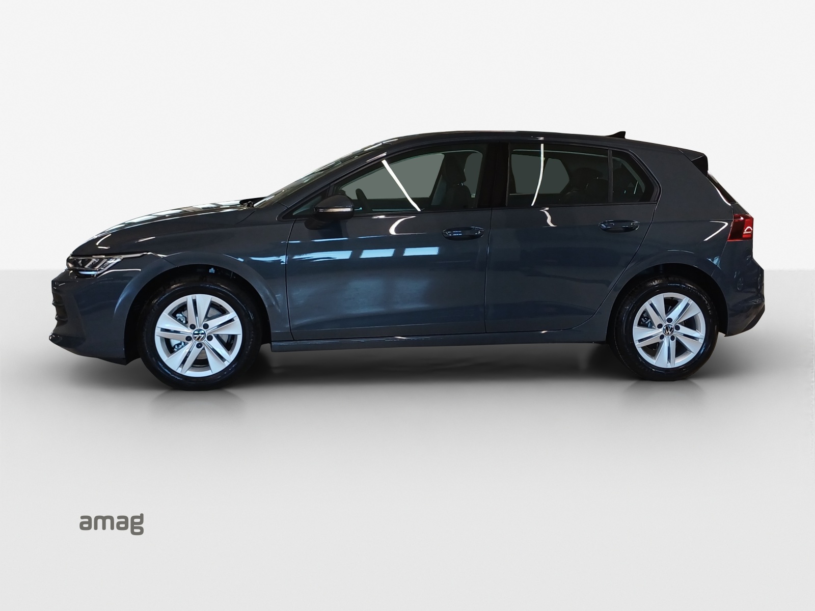VW Golf 1.5 e TSI mHEV Basis DSG-image-1