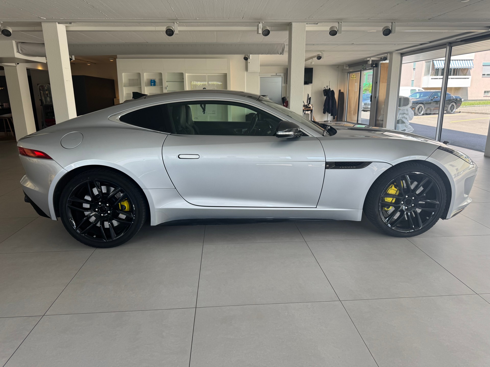 JAGUAR F-Type Coupé R 5.0 V8 S/C-image-3