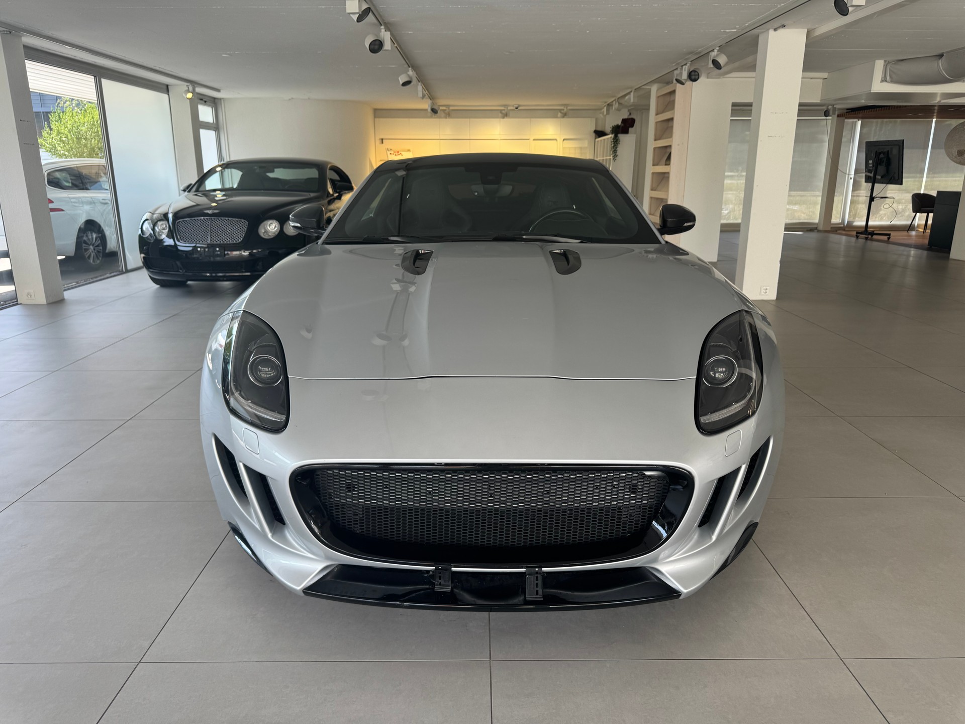 JAGUAR F-Type Coupé R 5.0 V8 S/C-image-2