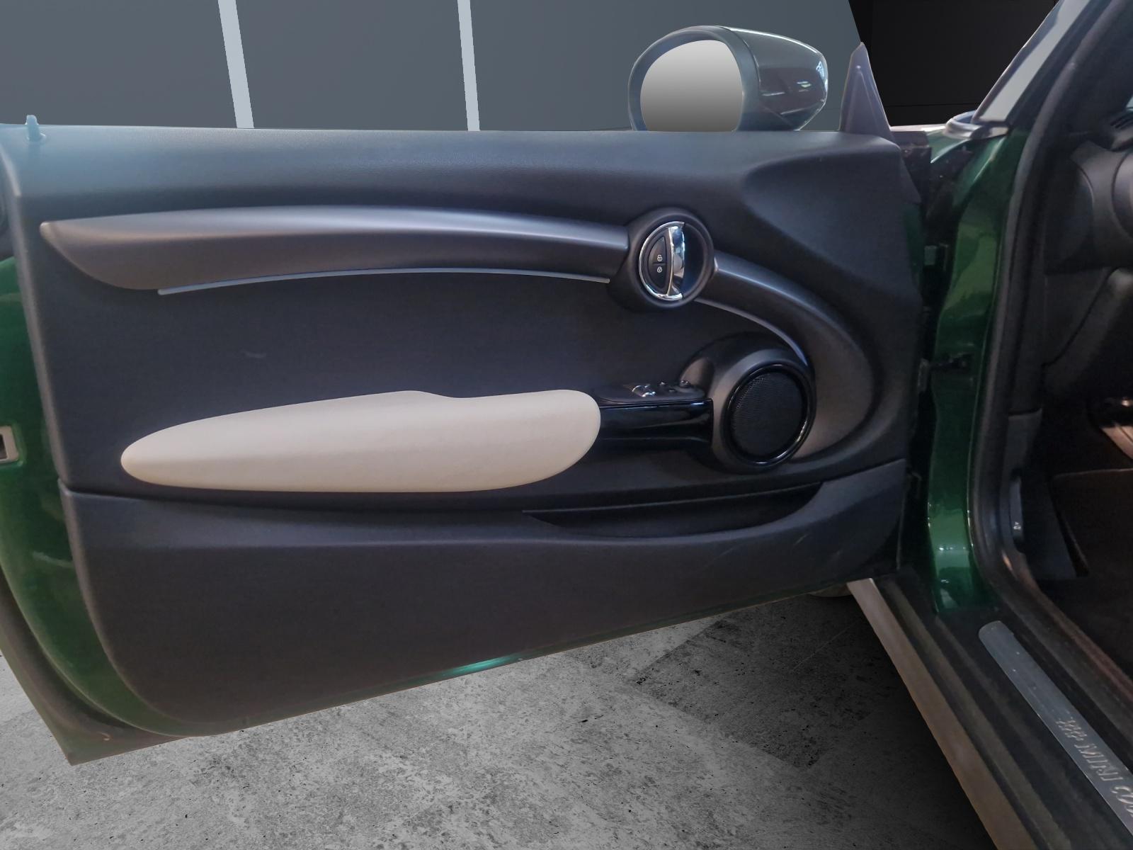 MINI F56 Cooper SE-image-9
