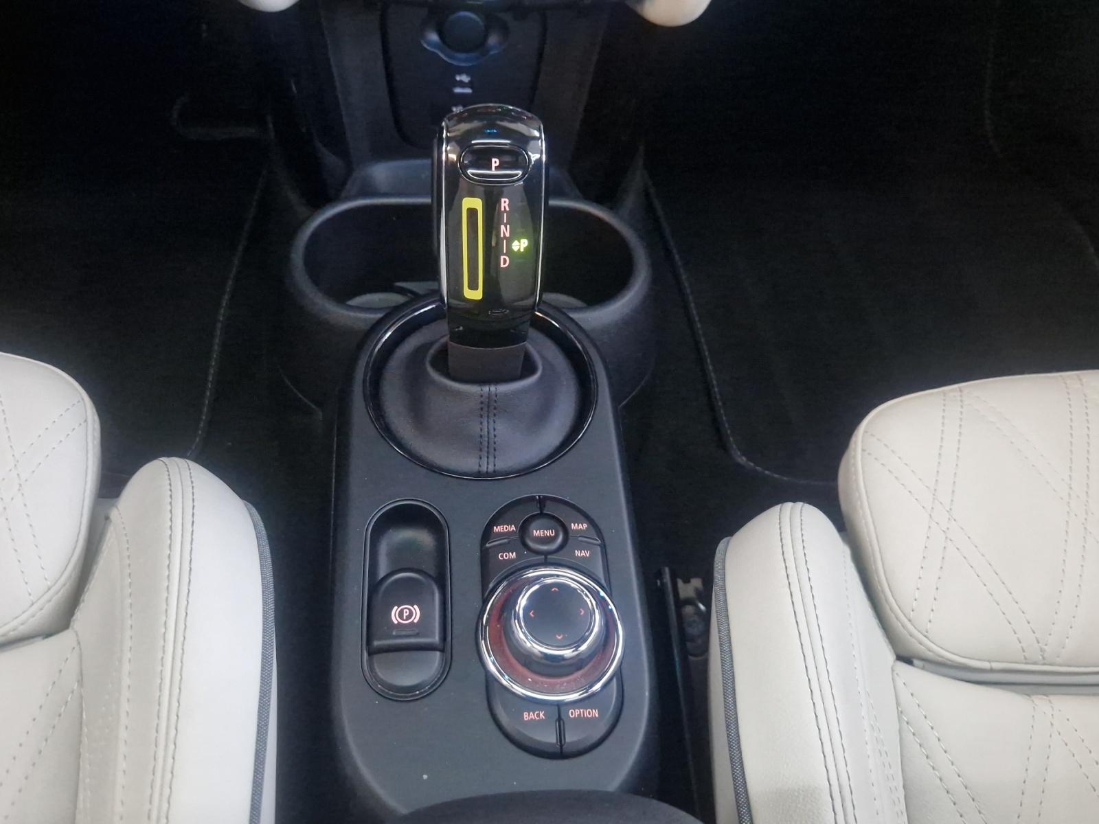 MINI F56 Cooper SE-image-20