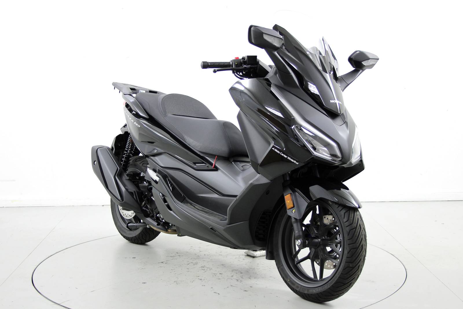 HONDA NSS 350 Forza ABS-showroom-element-1