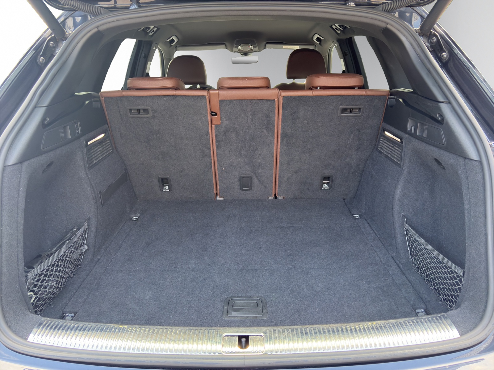 AUDI Q5 45 TFSI design S-Line quattro S-tronic-image-18