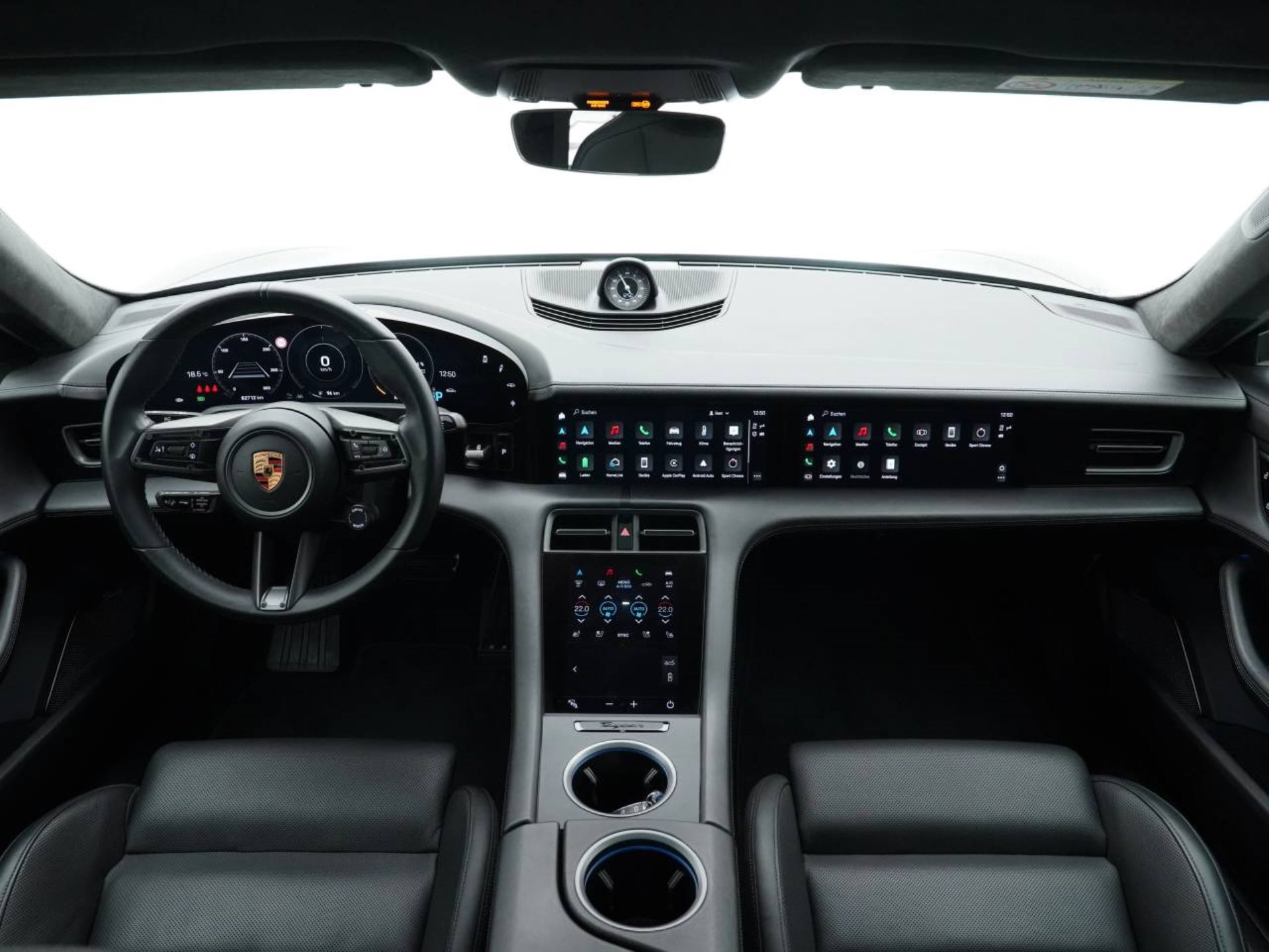PORSCHE Taycan Turbo S-image-14