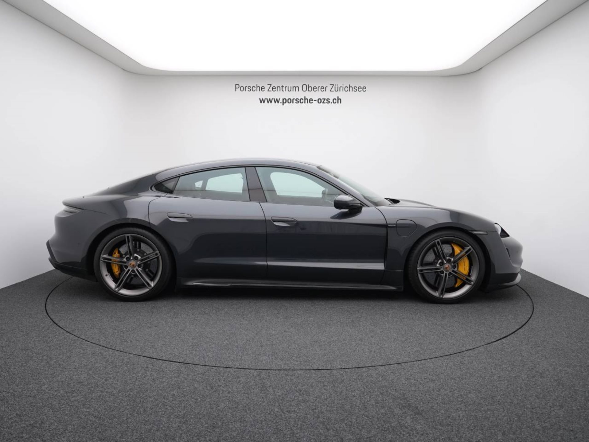 PORSCHE Taycan Turbo S-image-7