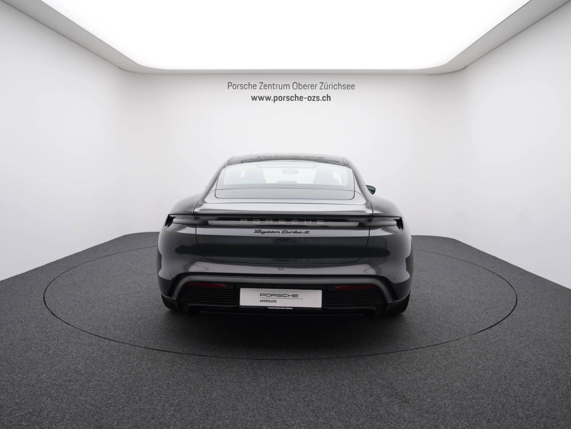 PORSCHE Taycan Turbo S-image-5