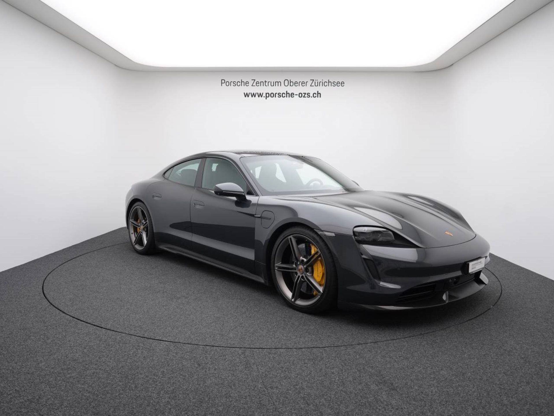 PORSCHE Taycan Turbo S-image-8