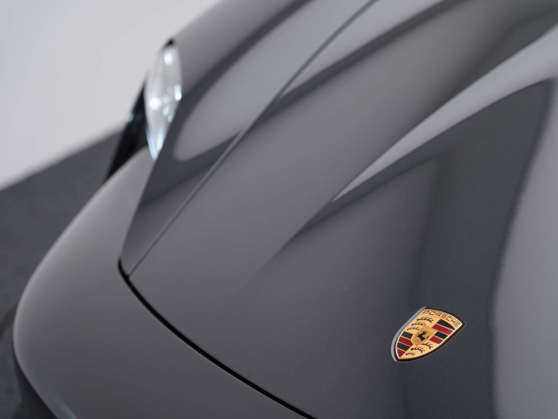 PORSCHE Taycan Turbo S-image-11
