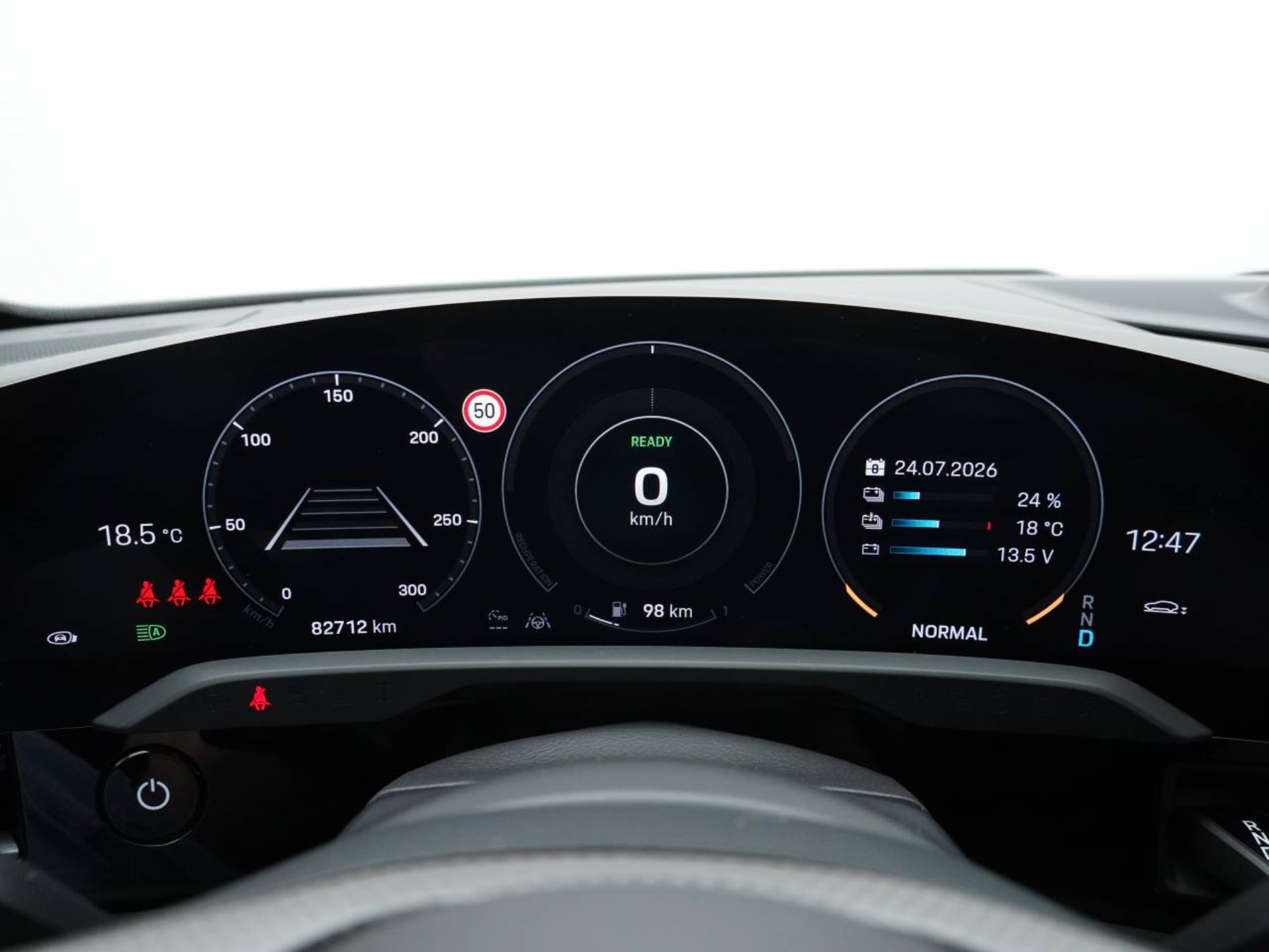 PORSCHE Taycan Turbo S-image-16