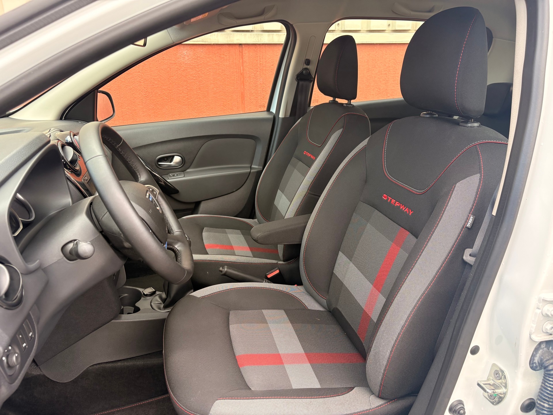 DACIA Sandero Tce 90 Stepway-image-6