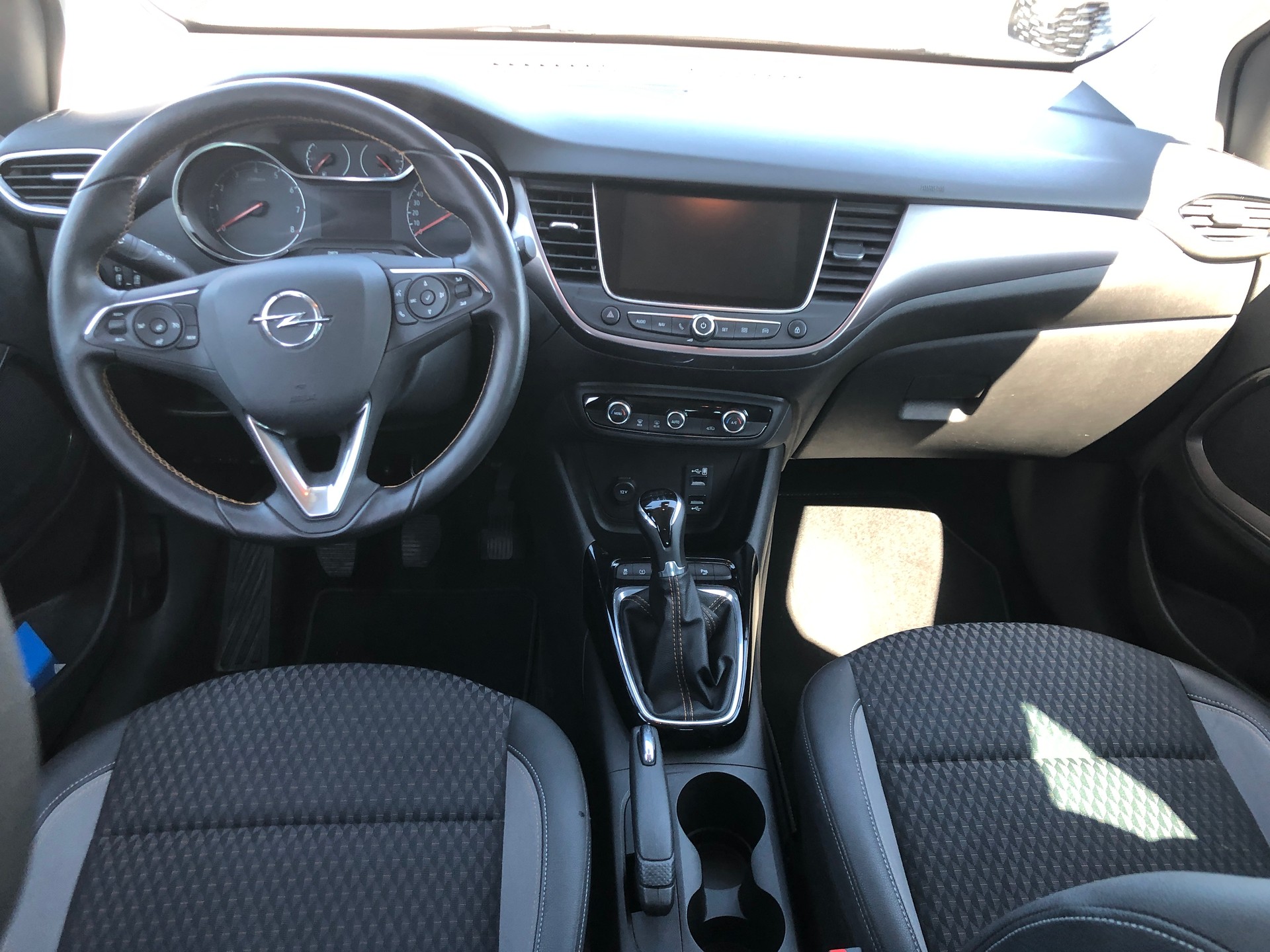 OPEL Crossland X 1.2i TP Excellence-image-10