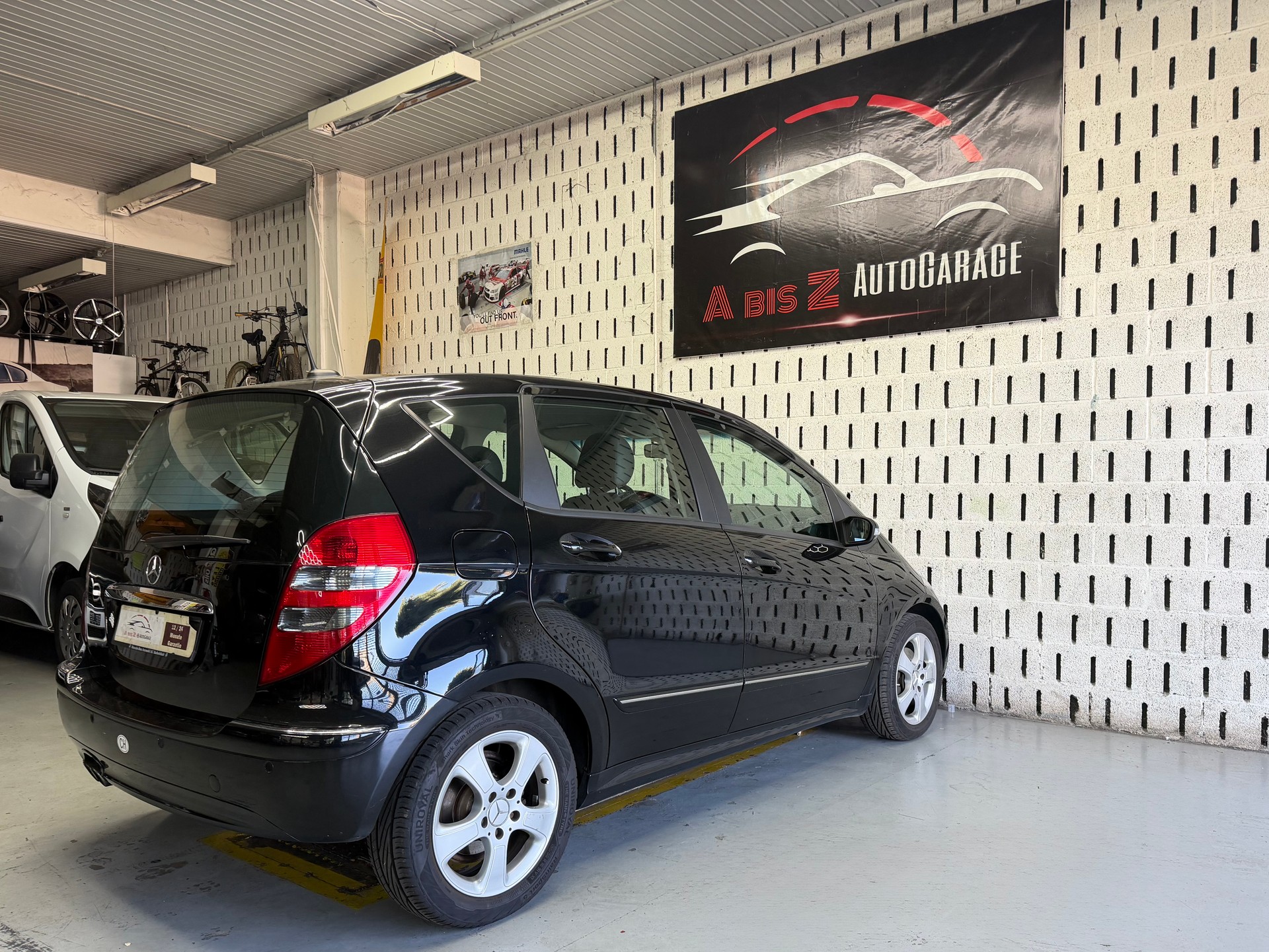 MERCEDES-BENZ A 200 T Elégance-image-10