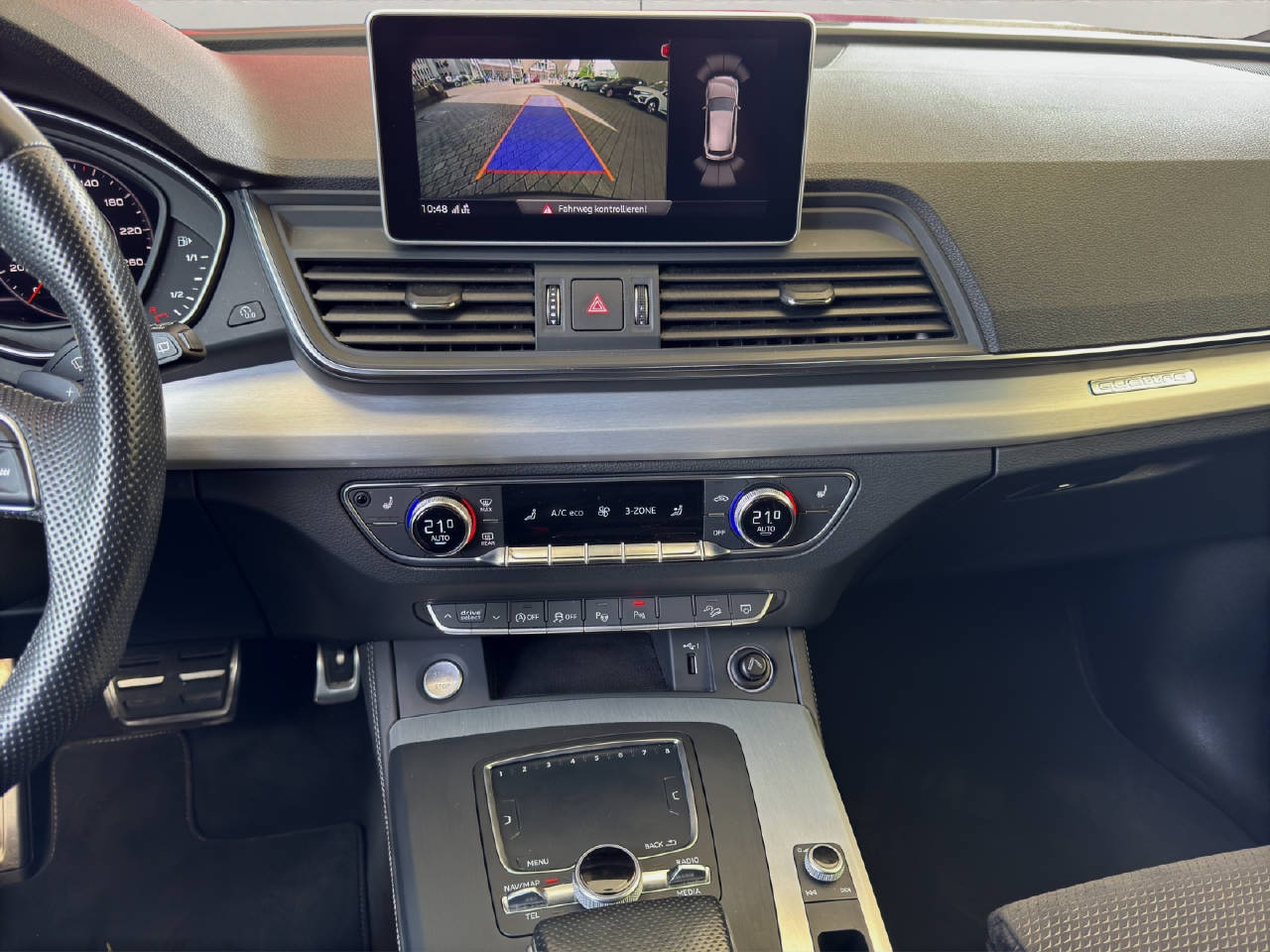 AUDI Q5 2.0 45 TFSI quattro S-Tronic-image-14