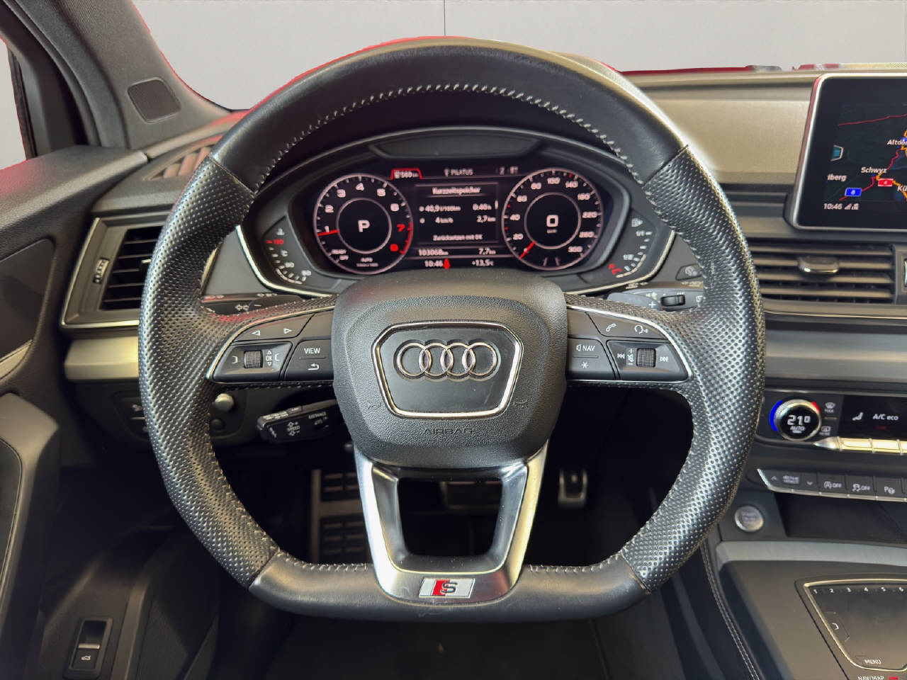 AUDI Q5 2.0 45 TFSI quattro S-Tronic-image-13