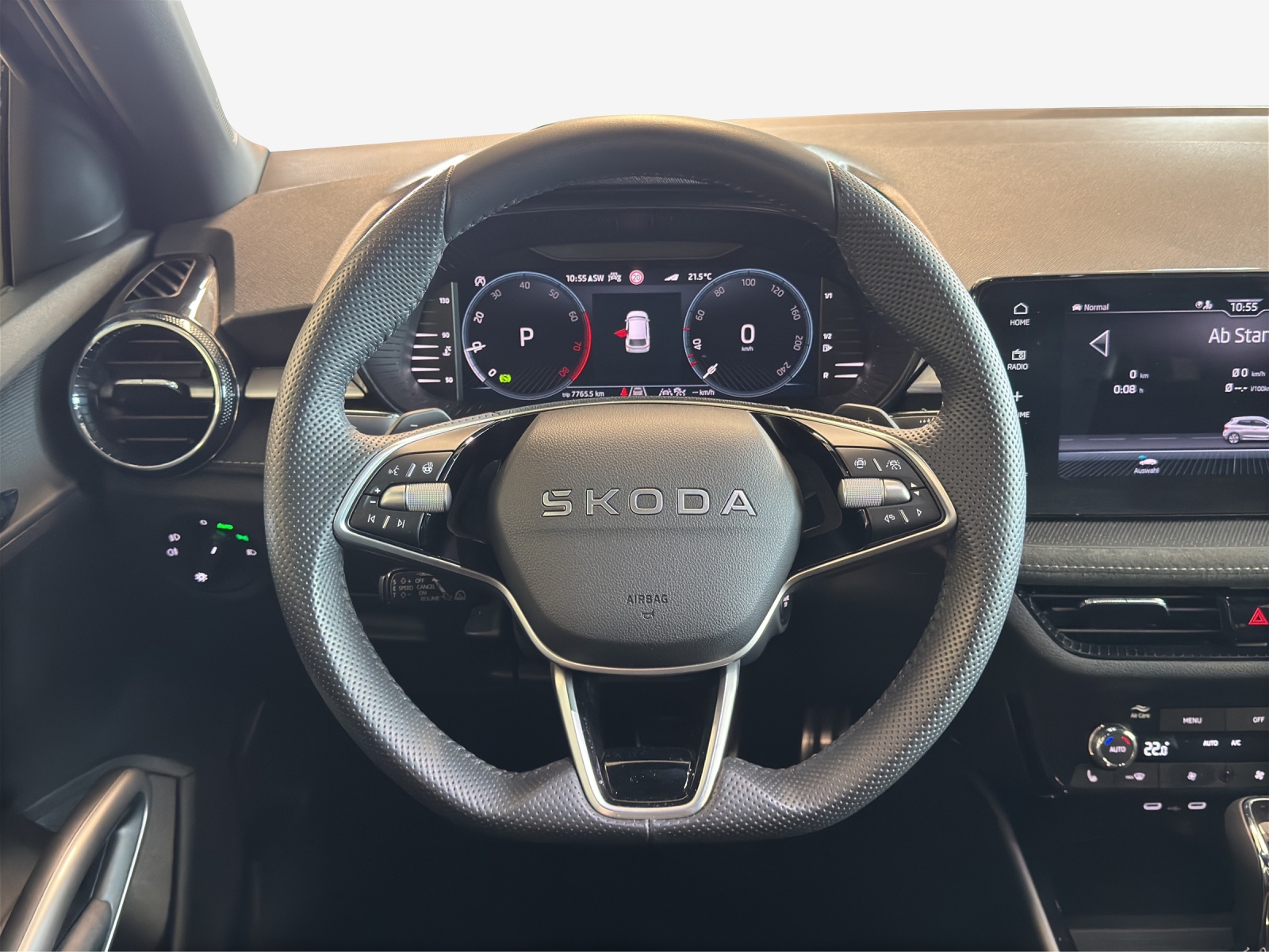 SKODA Fabia 1.0 TSI Dynamic DSG-image-9