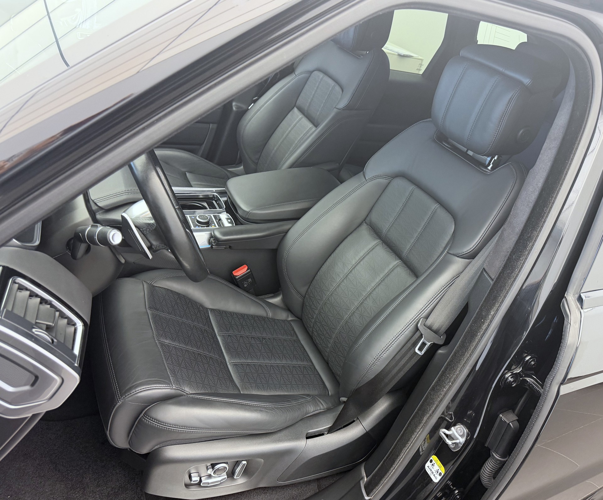 LAND ROVER Range Rover Sport P525 5.0 V8 S/C AB Dynamic Automatic-image-5