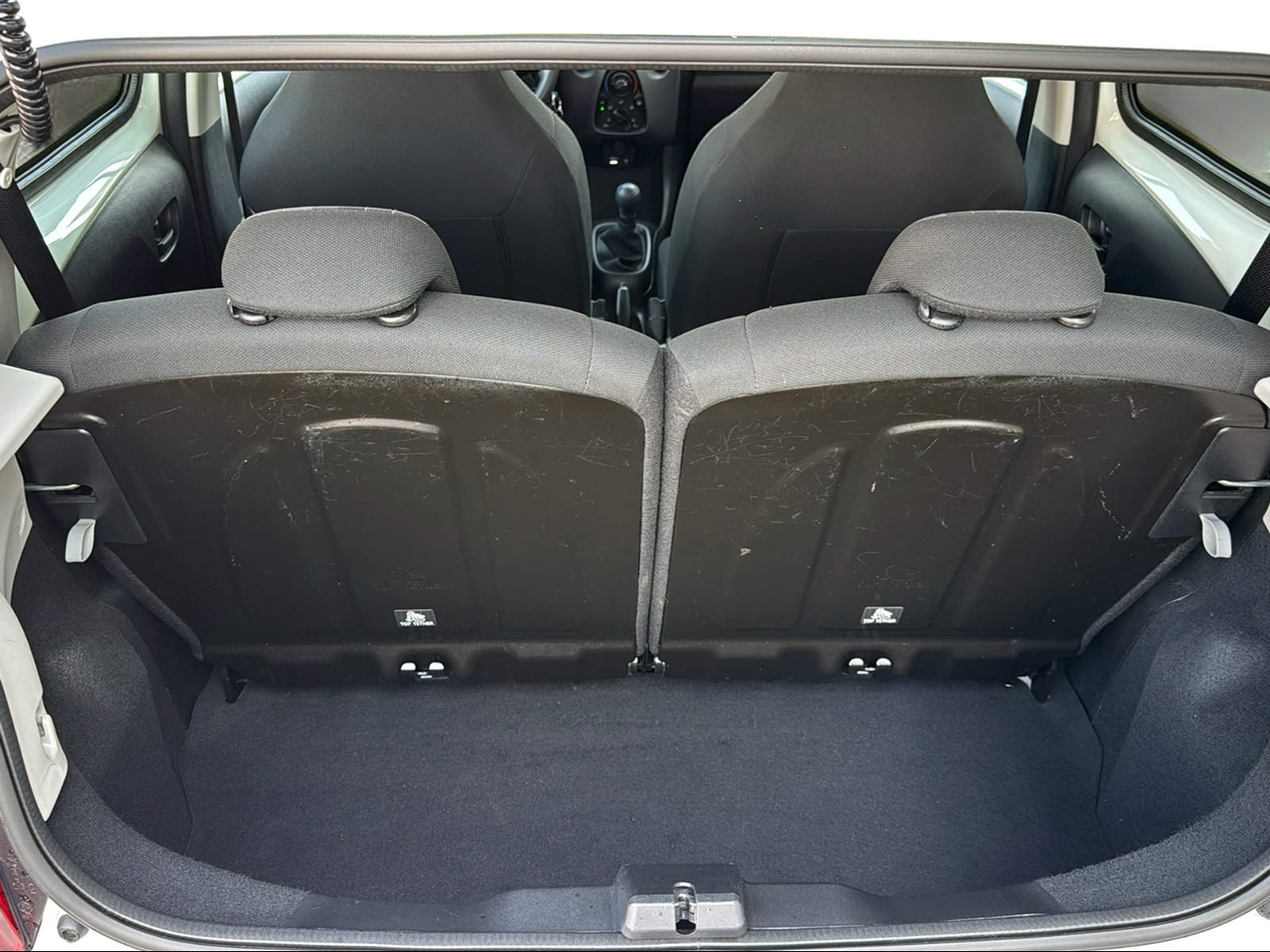 PEUGEOT 108 1.0 VTi Active-image-10