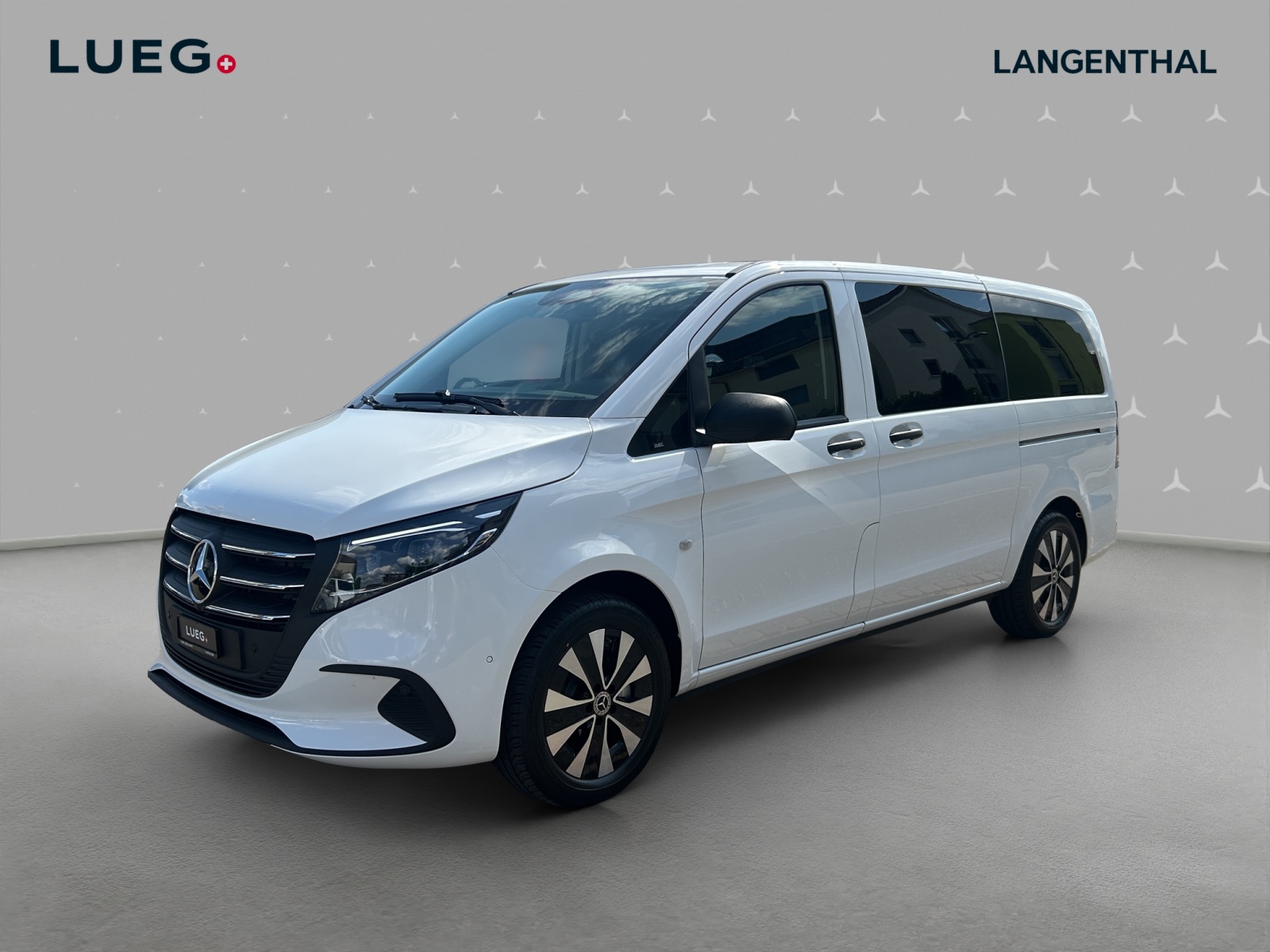 MERCEDES-BENZ Vito 116 CDI Lang Tourer 9G-Tronic 4M Select-image-0