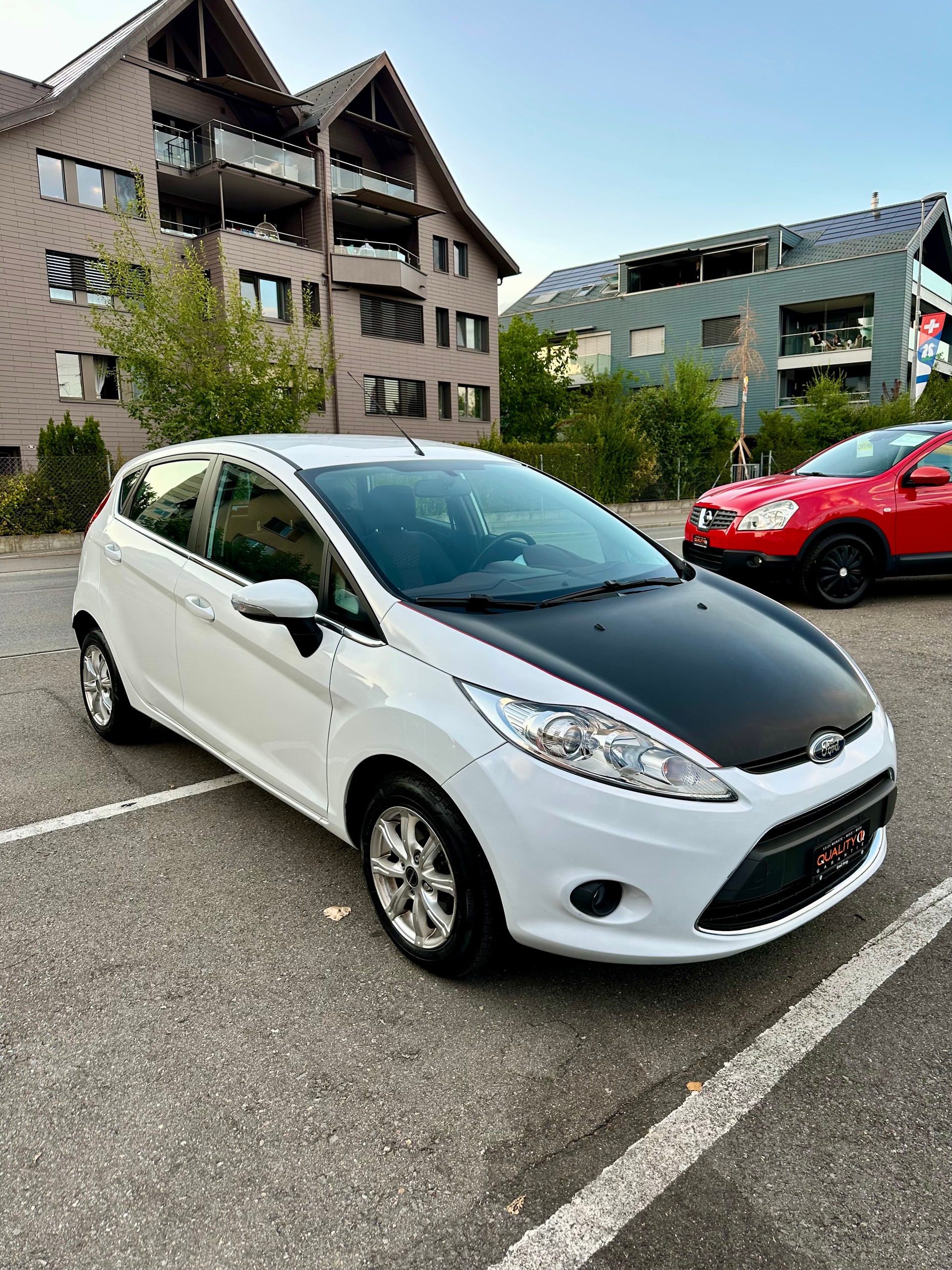 FORD Fiesta 1.4 16V Trend Automatic-image-0