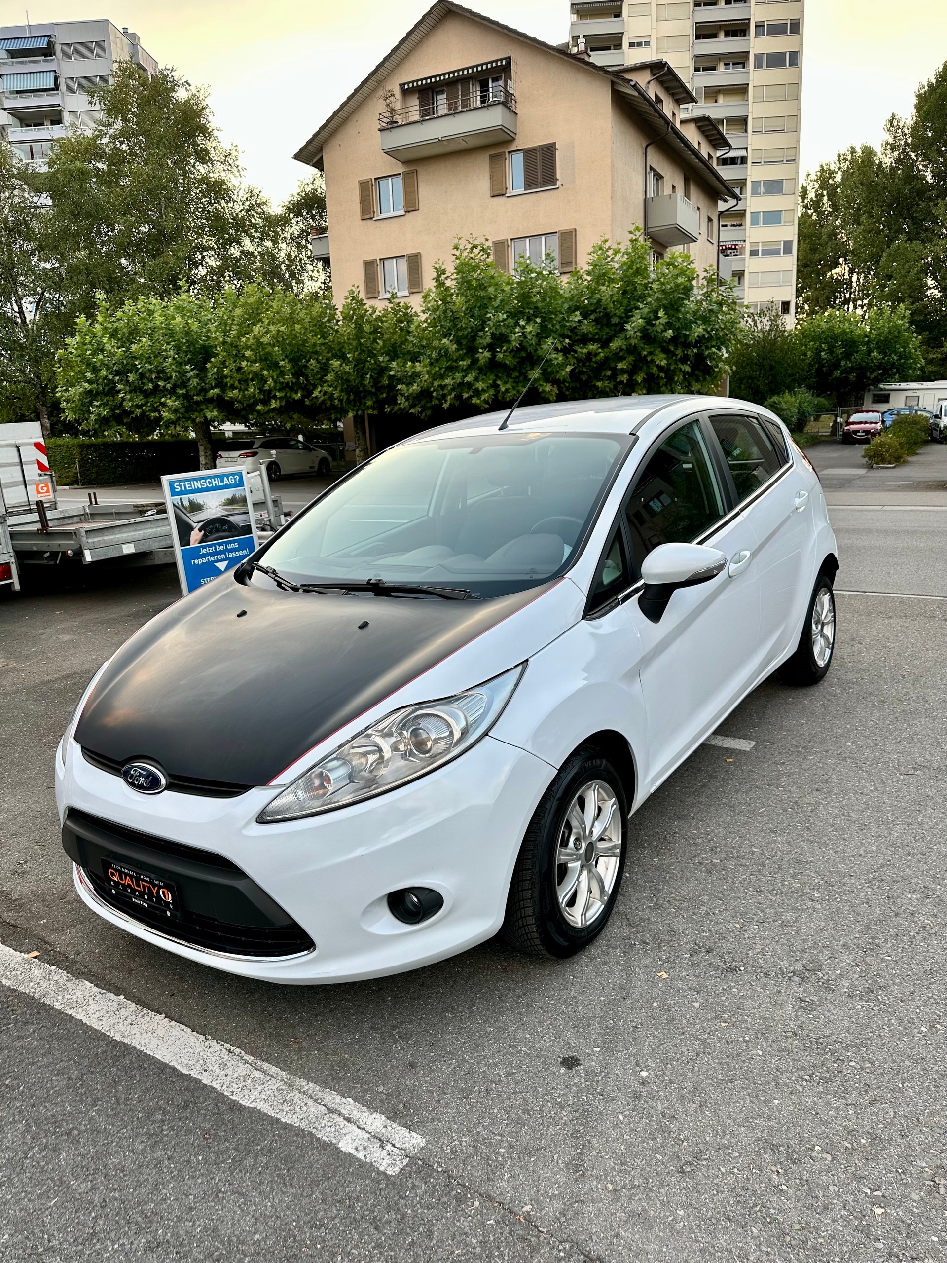FORD Fiesta 1.4 16V Trend Automatic-image-1