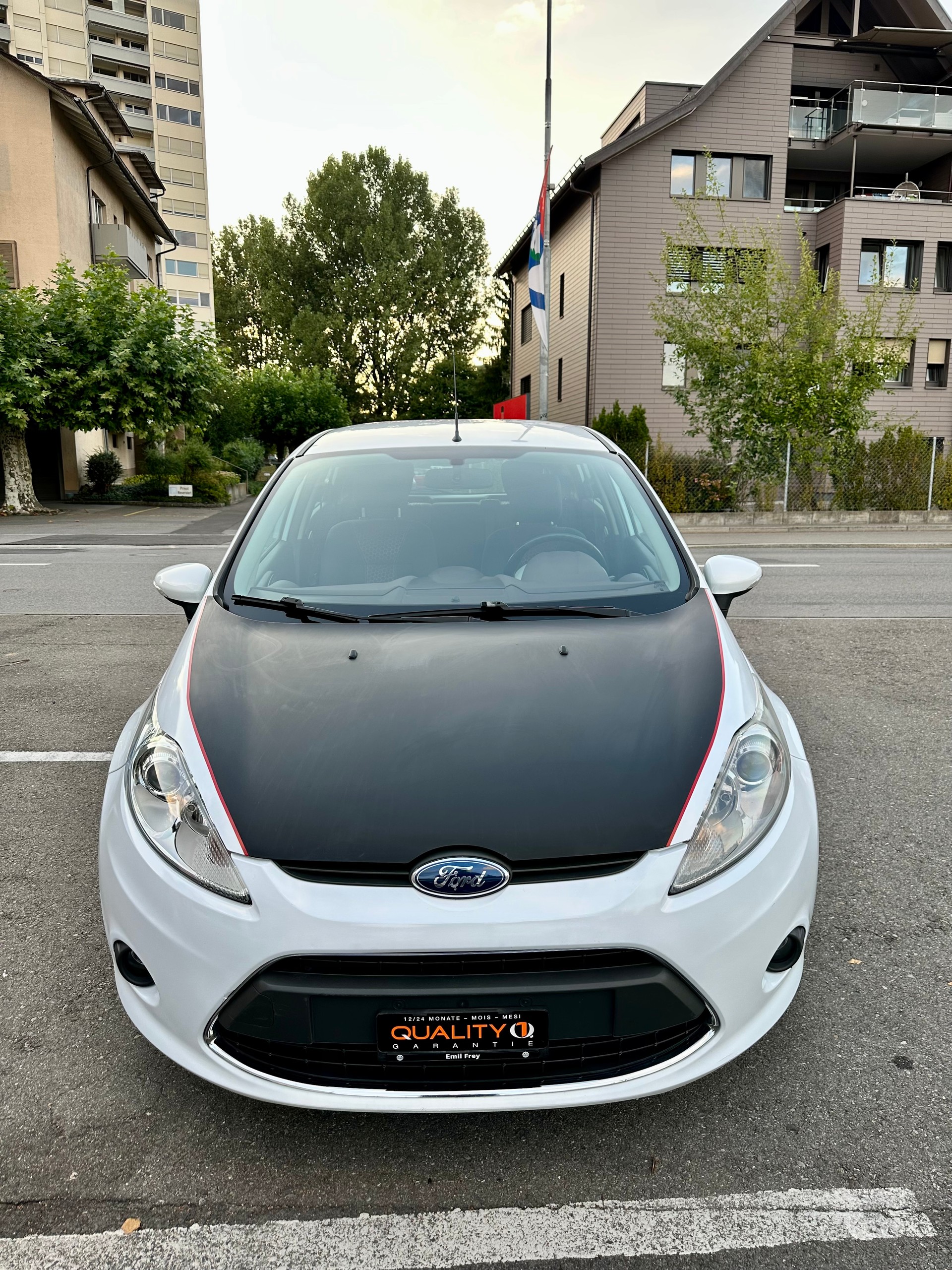 FORD Fiesta 1.4 16V Trend Automatic-image-4