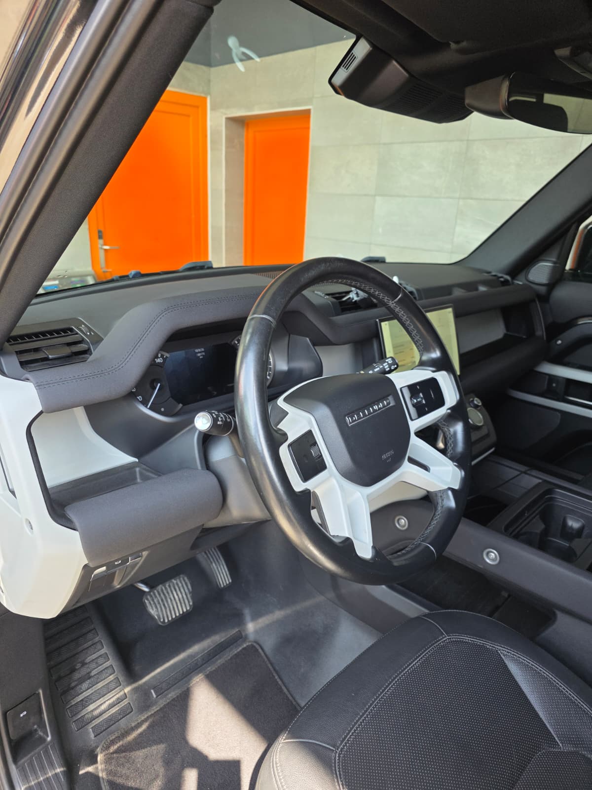 LAND ROVER 3.0 D I6 250 SE-image-5