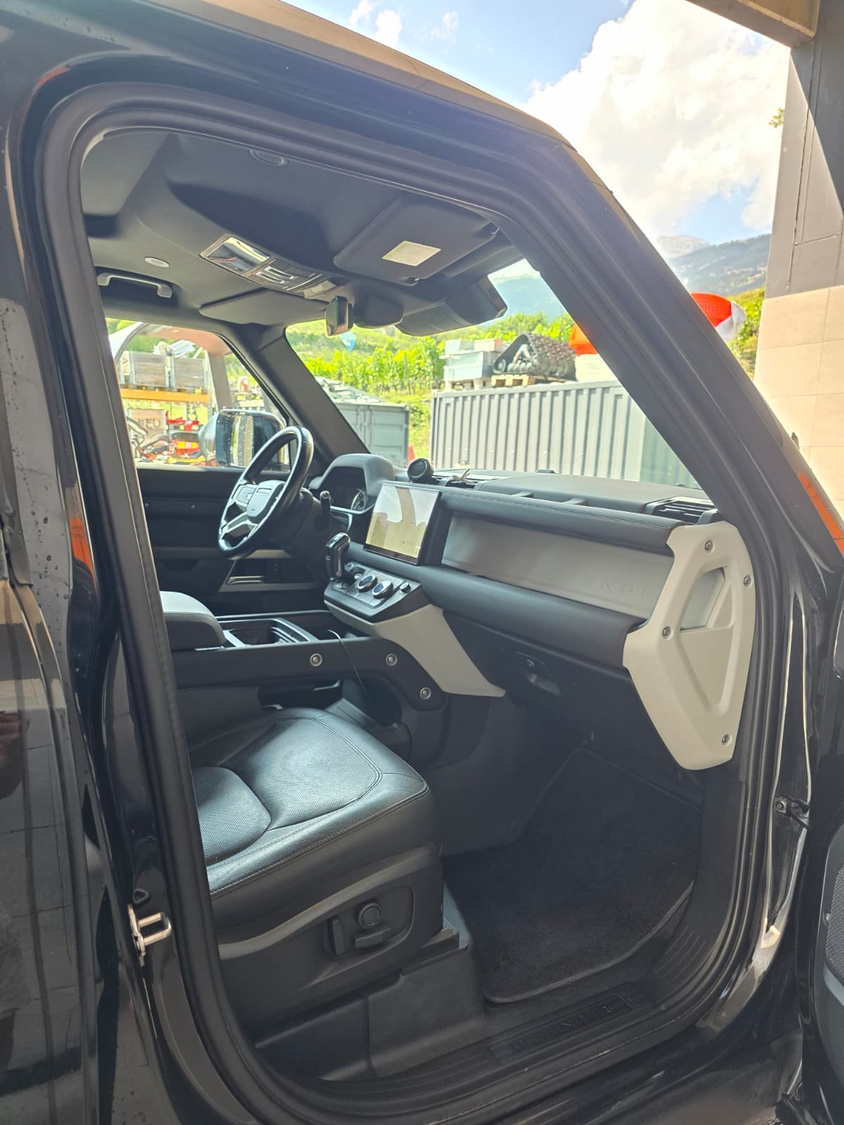 LAND ROVER 3.0 D I6 250 SE-image-7