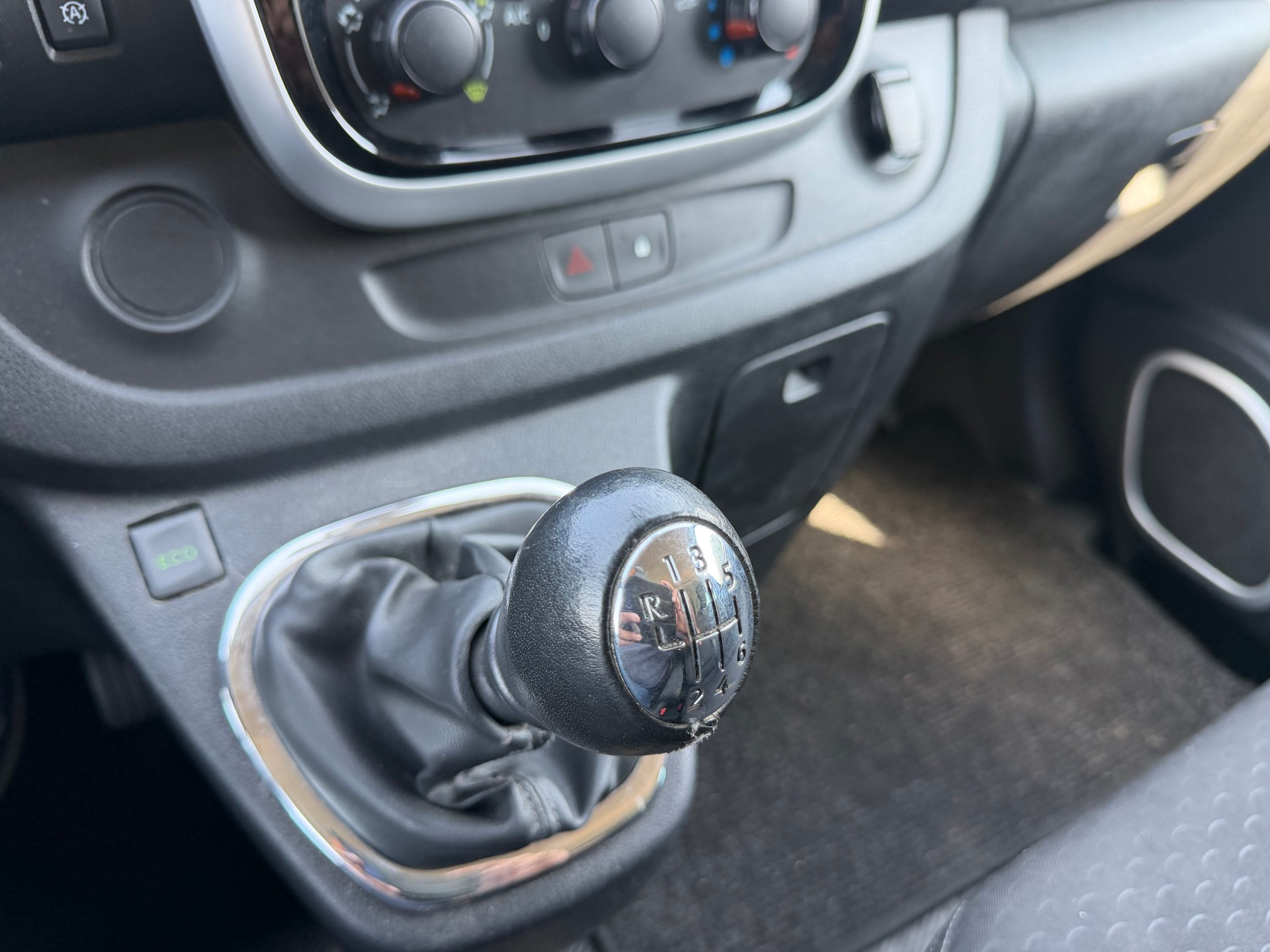 OPEL Vivaro 1.6CDTI Tourer 2.7t L1H1-image-8