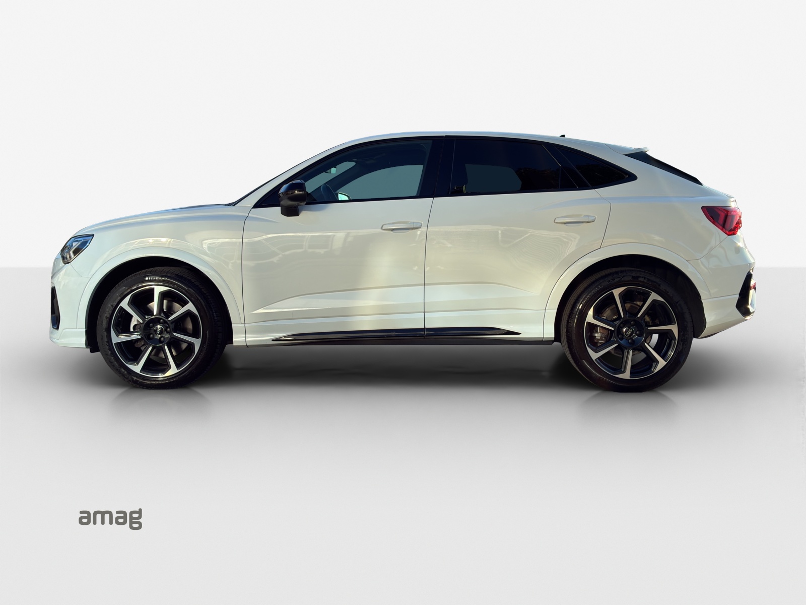 AUDI Q3 Sportback 45 TFSI S line quattro S-tronic-showroom-element-1