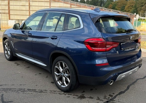 BMW 20d xDrive-image-1