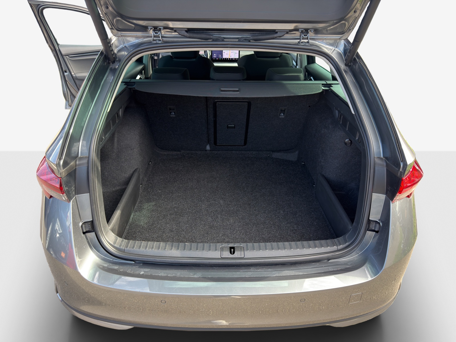 SKODA Octavia Combi 1.5 TSI mHEV DSG Dynamic-image-12