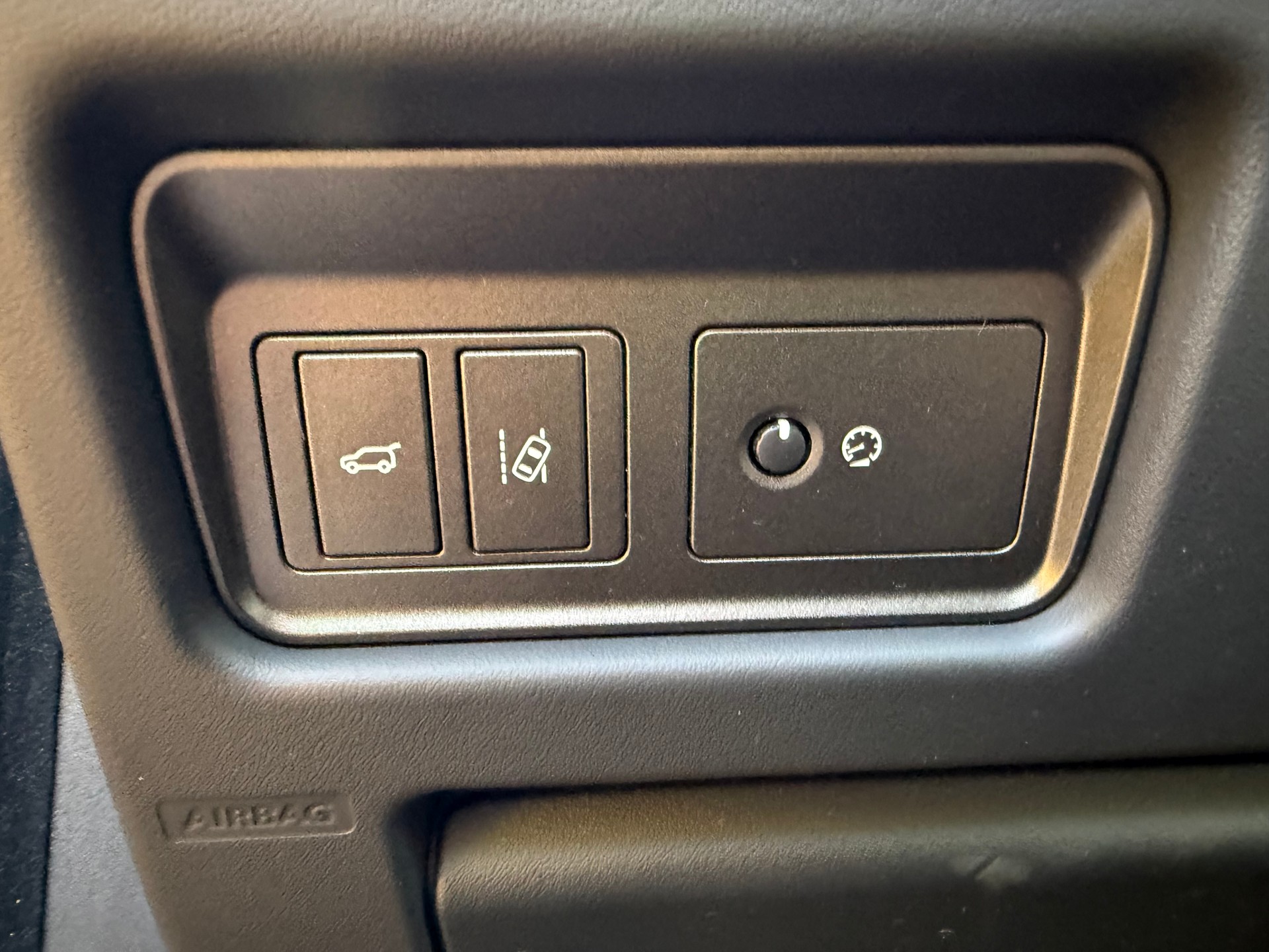 LAND ROVER Range Rover Evoque 2.0 TD4 SE Dynamic-image-9