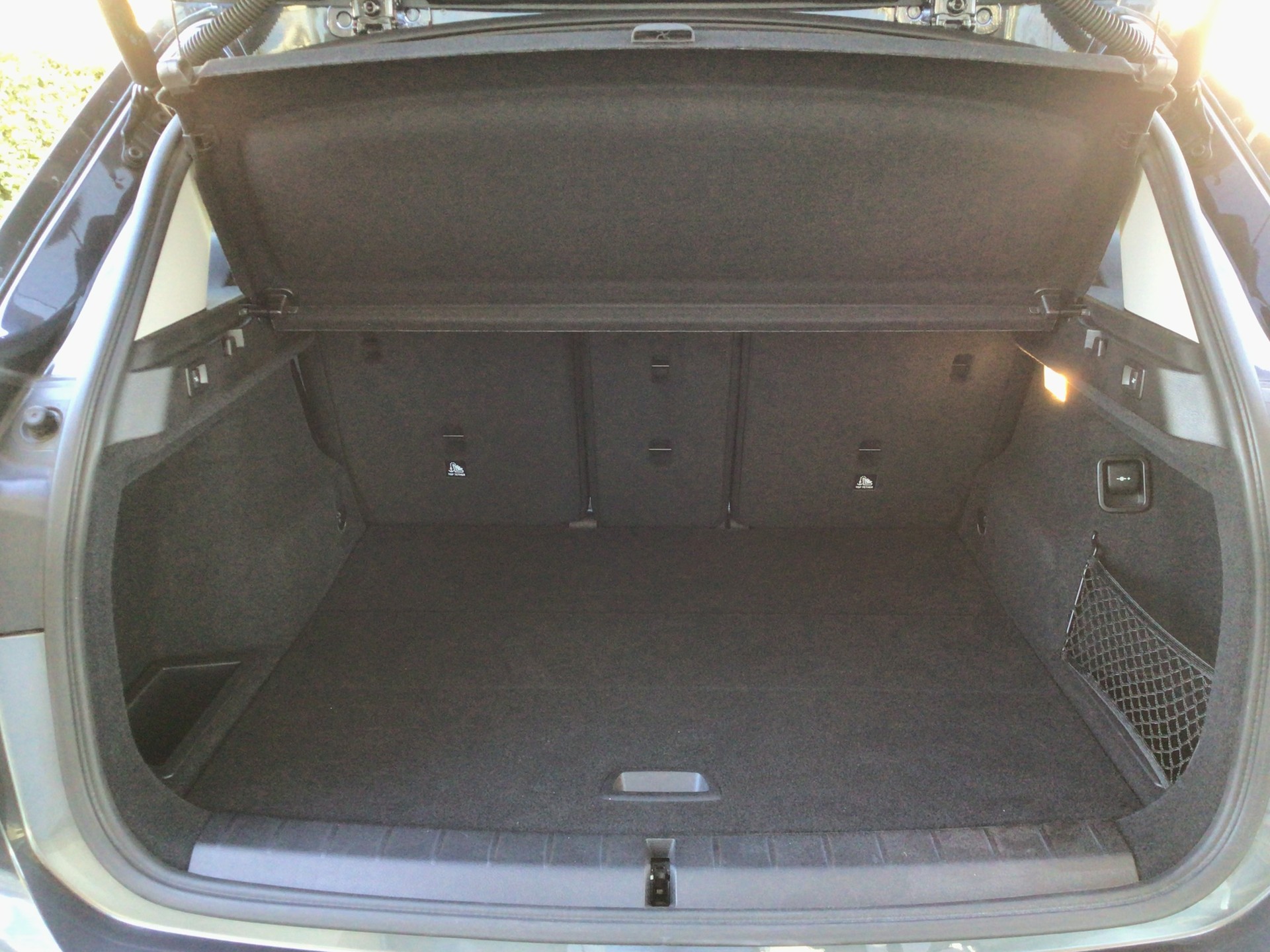 BMW X1 xDrive 20i Steptronic-image-11