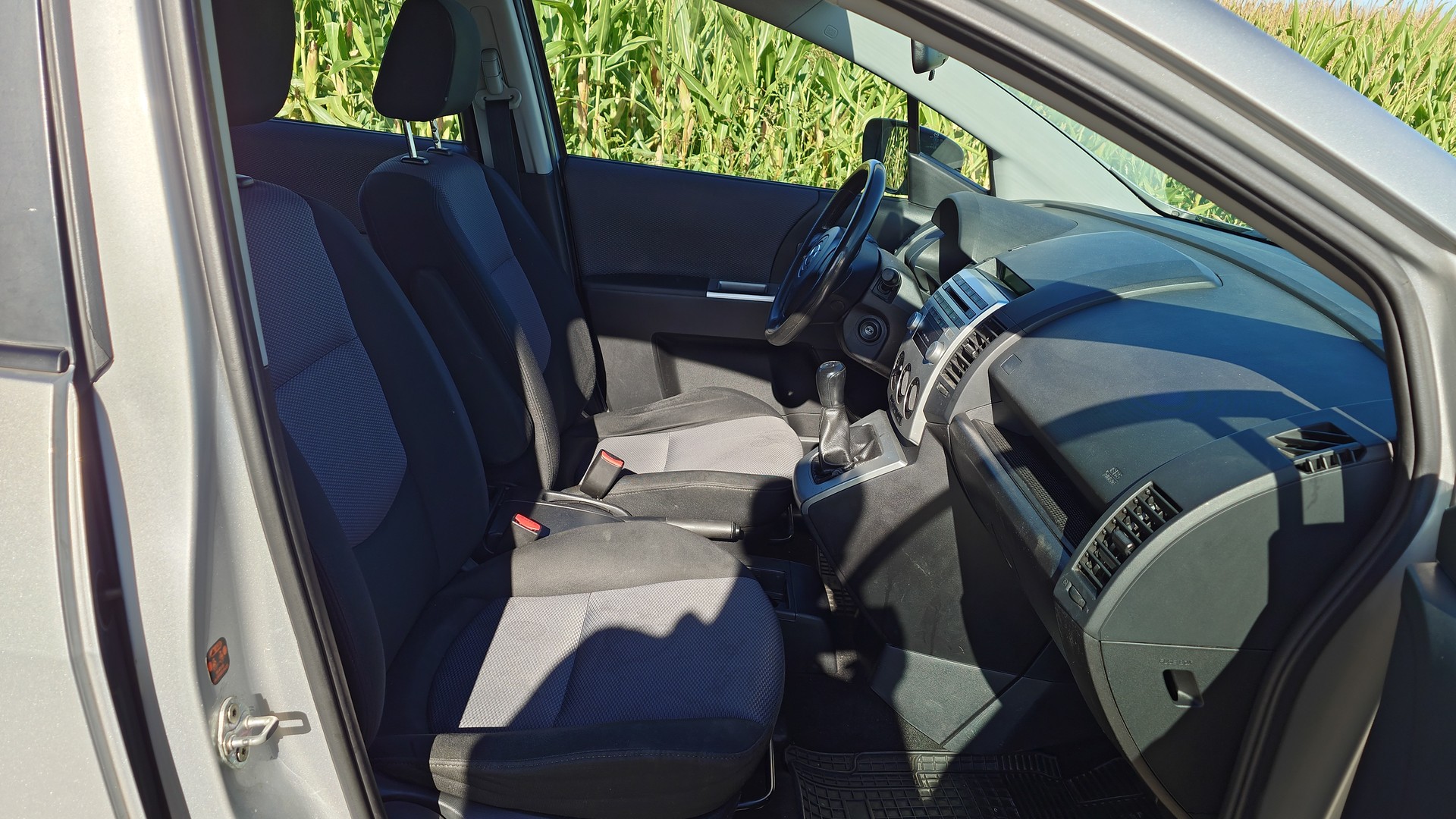 MAZDA 5 2.0 16V Confort-image-11