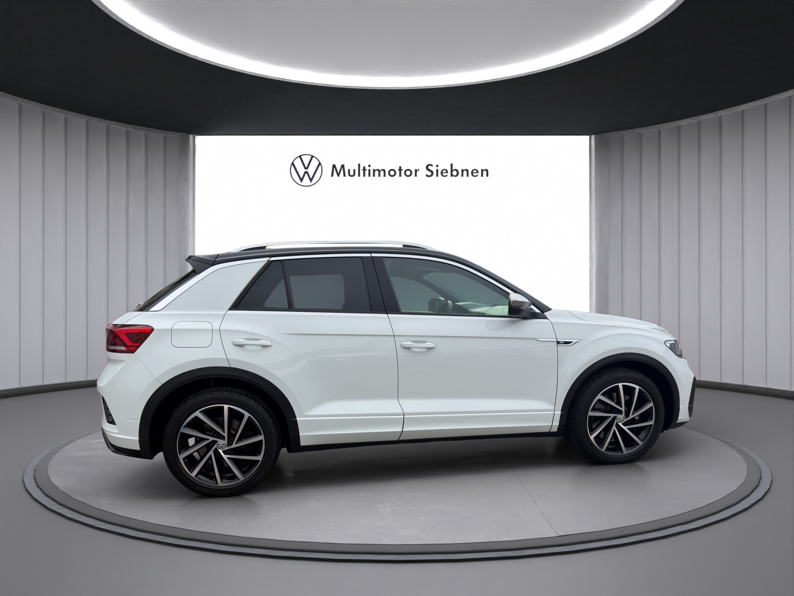 VW T-Roc 2.0 TSI R DSG 4Motion-image-5