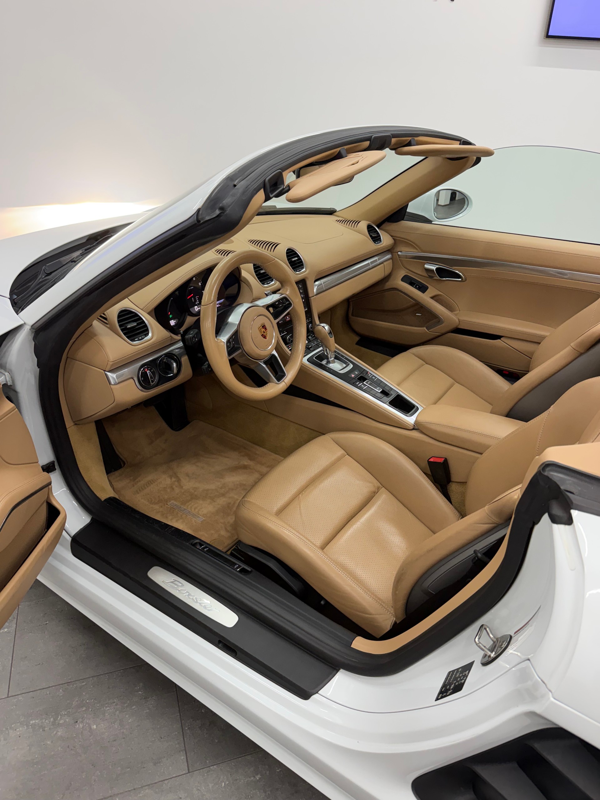 PORSCHE 718 Boxster 2.0 PDK-image-7