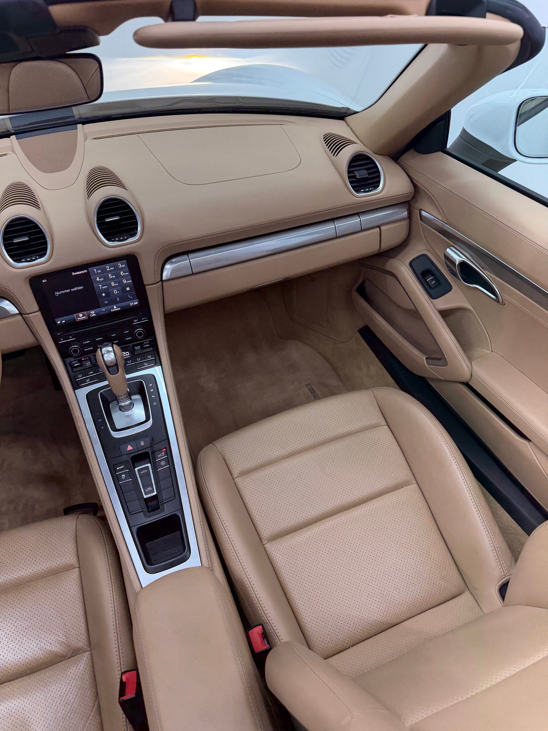 PORSCHE 718 Boxster 2.0 PDK-image-13