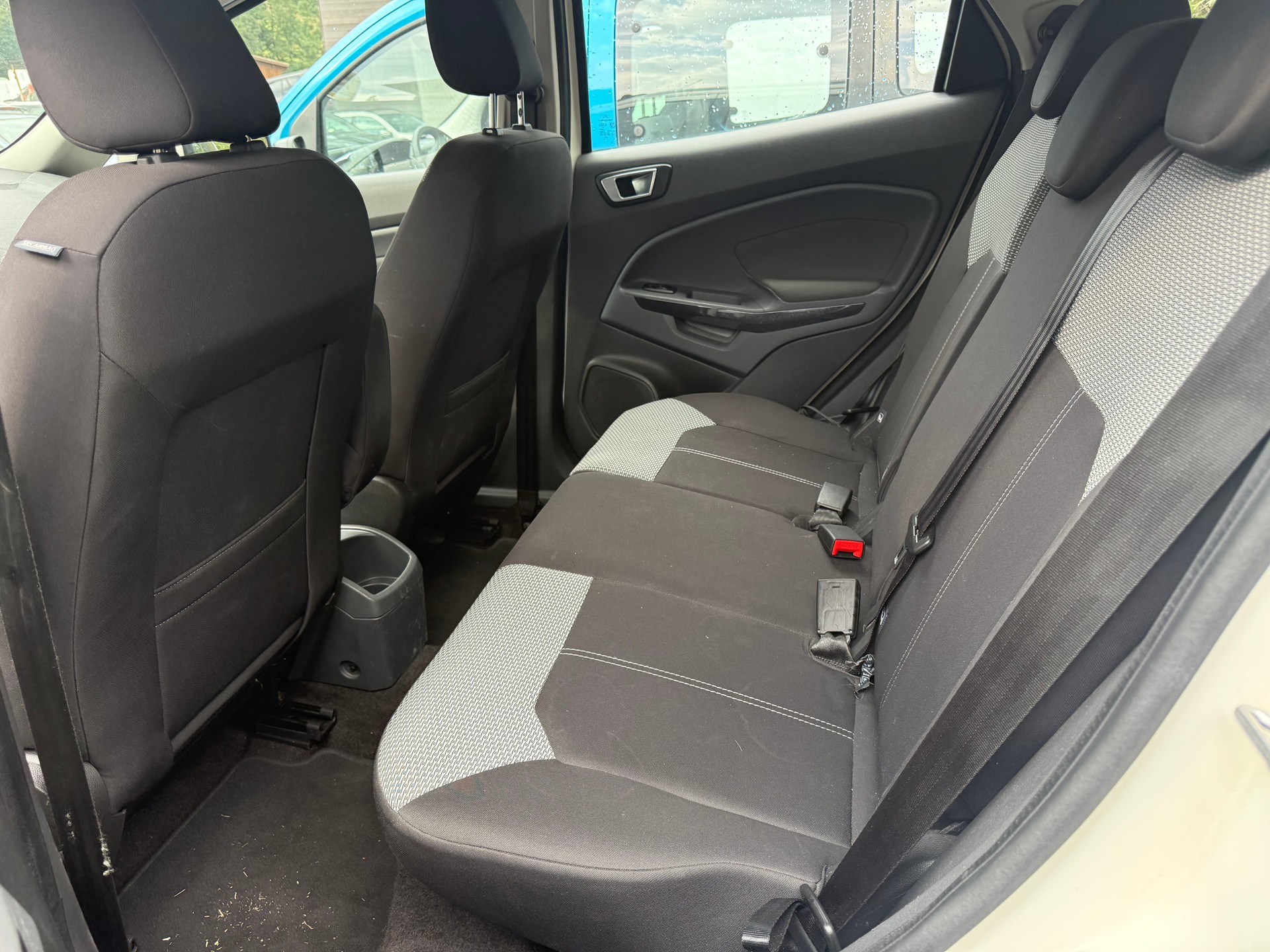 FORD EcoSport 1.0 SCTi Trend-image-7