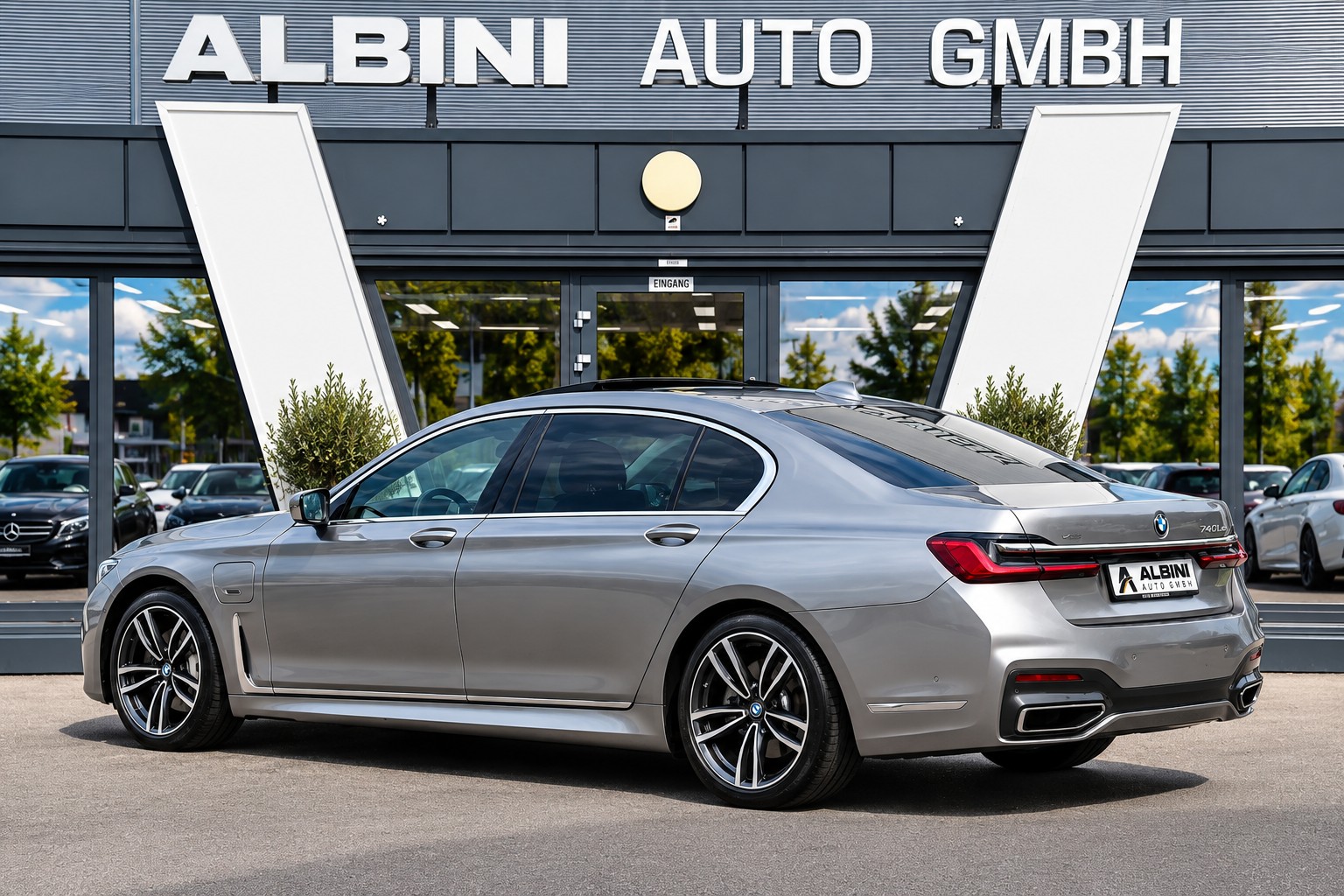 BMW 745Le M-Sport xDrive SAG-showroom-element-3