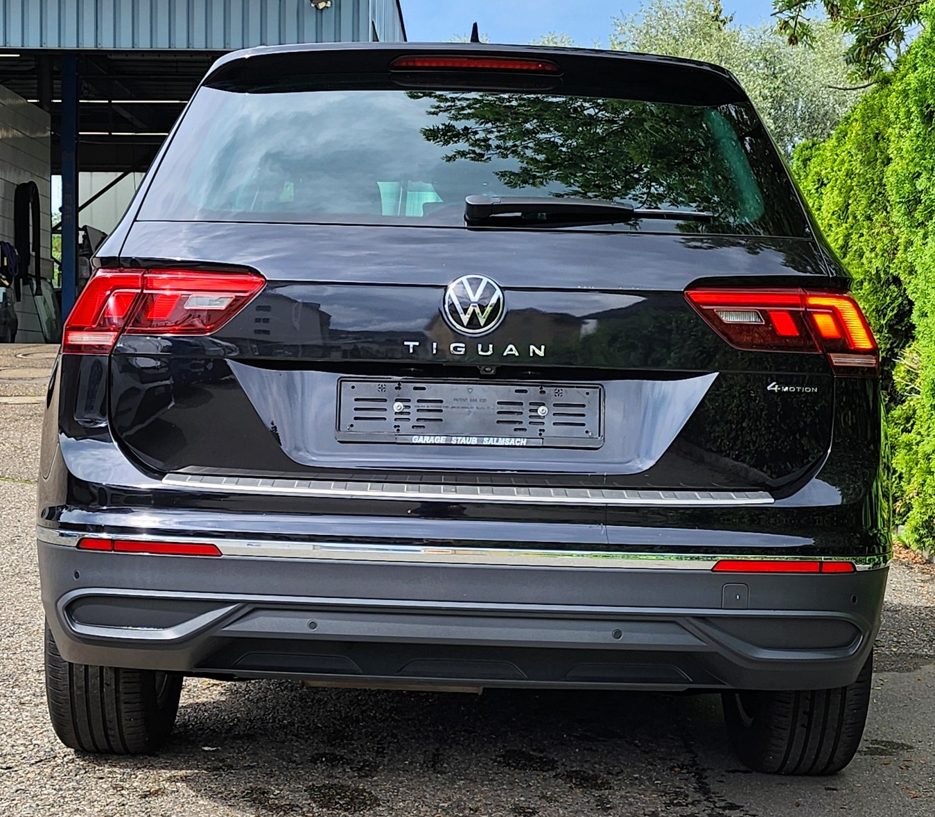 VW Tiguan 2.0 TDI SCR Life 4Motion DSG-image-7