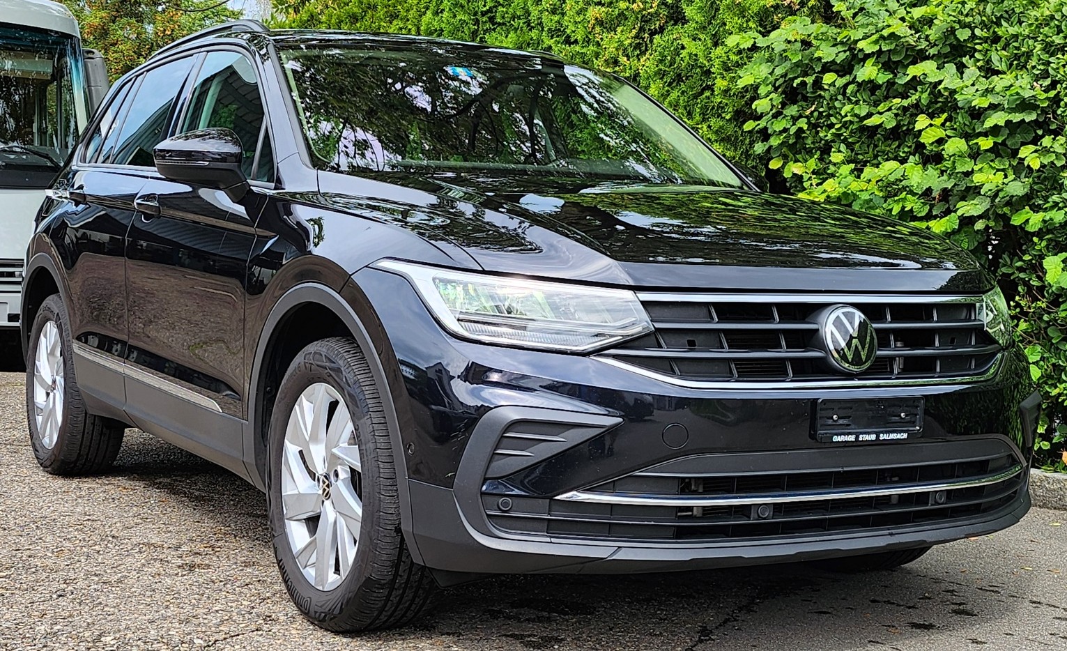 VW Tiguan 2.0 TDI SCR Life 4Motion DSG-image-0
