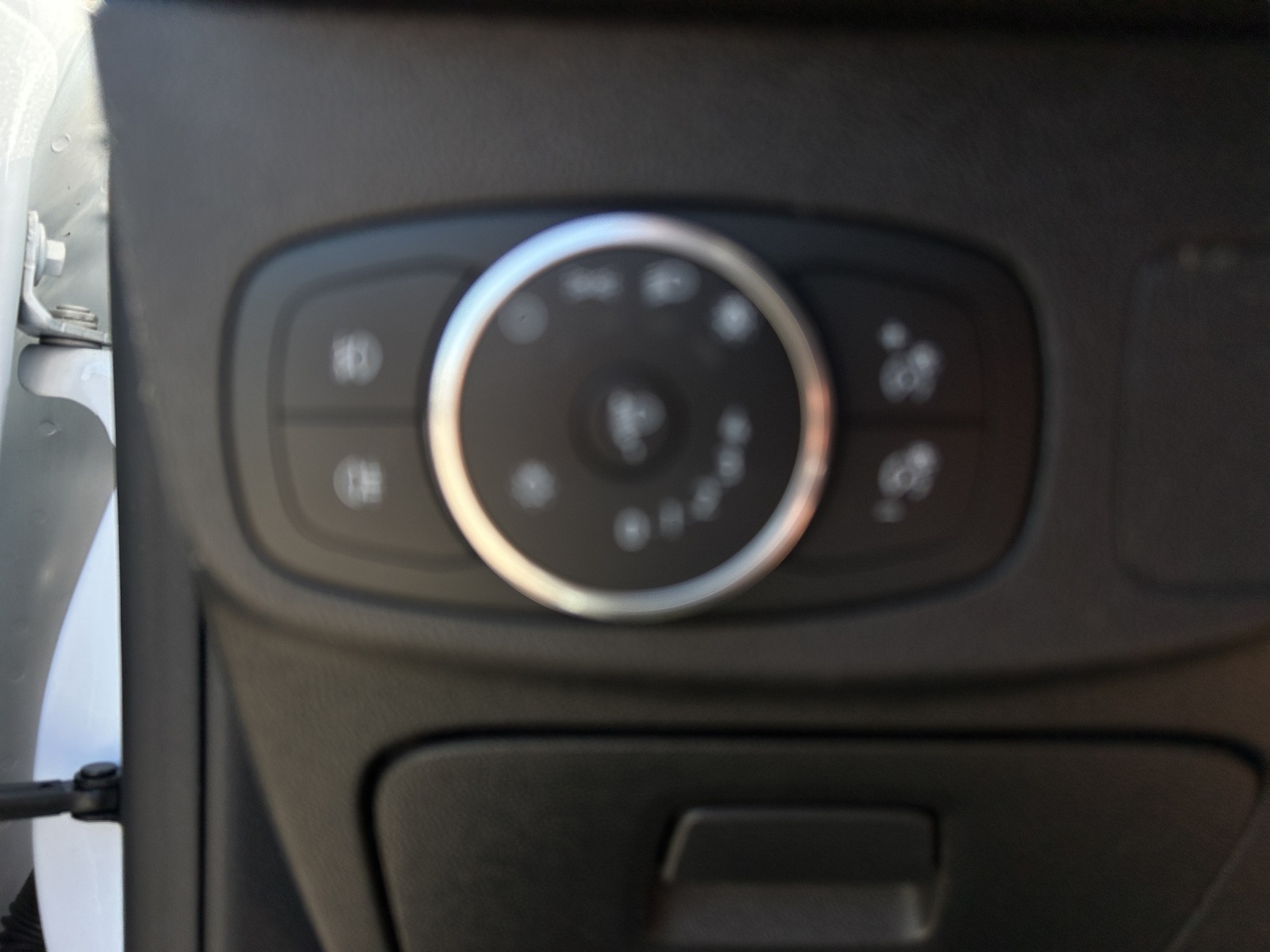 FORD Focus 1.0 SCTi Trend Automatic-image-14