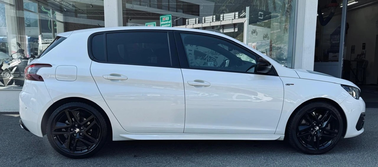 PEUGEOT 308 2.0 BlueHDI GT EAT8-image-1
